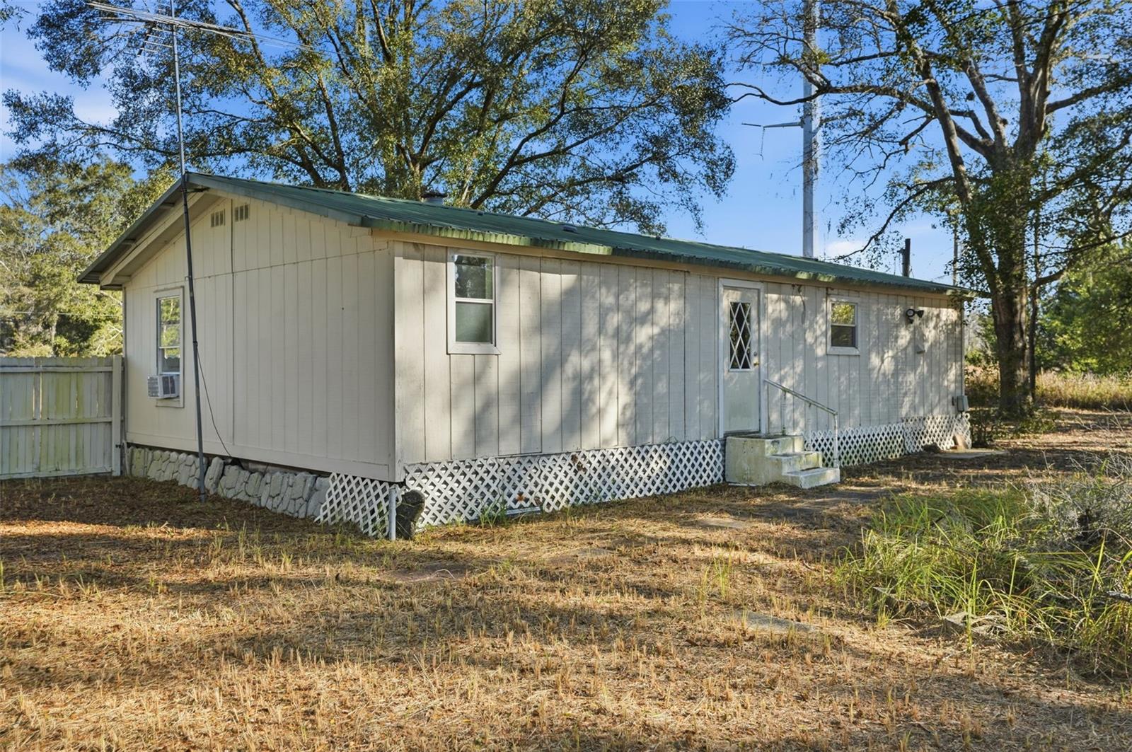 Image 25 of 35 For 25256 Richbarn Road