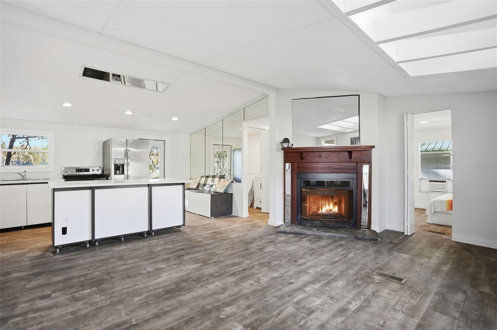 Image 4 of 35 For 25256 Richbarn Road