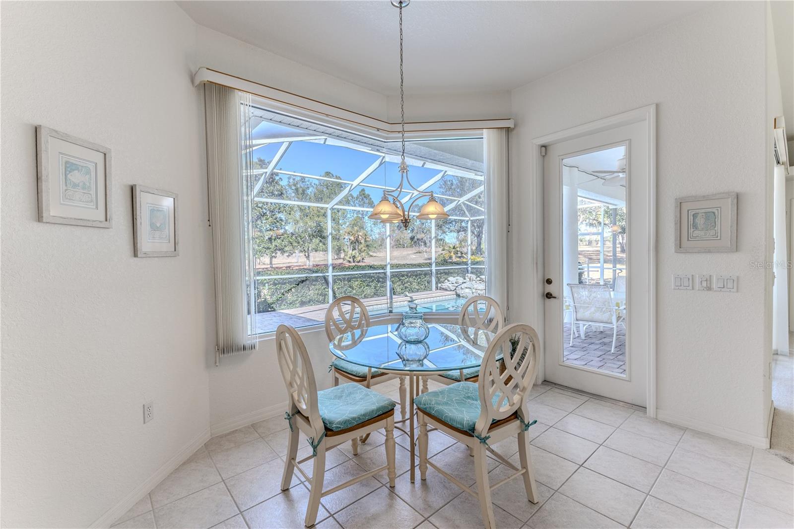 Image 22 of 66 For 2237 Claremont Lane