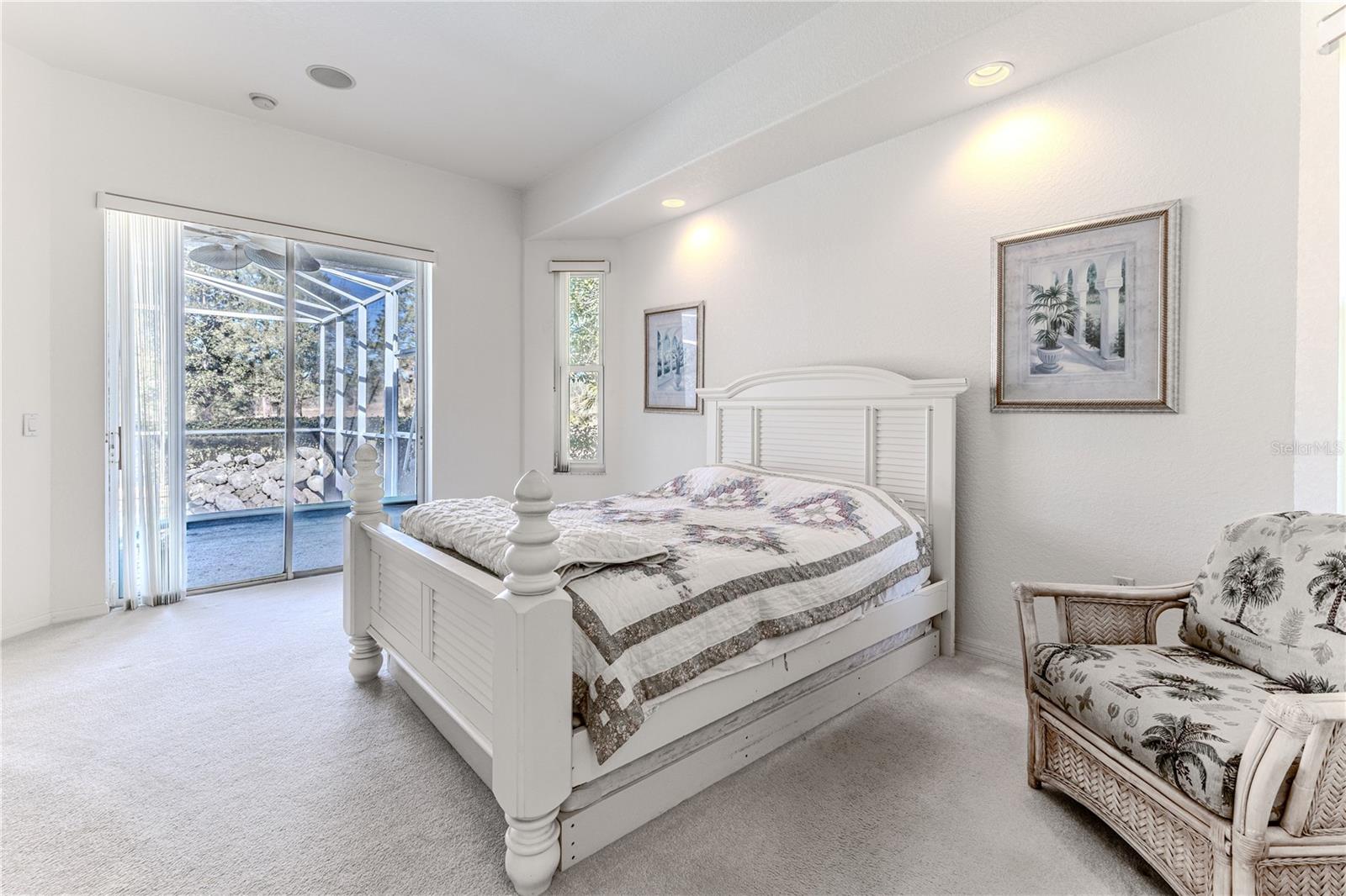 Image 32 of 66 For 2237 Claremont Lane