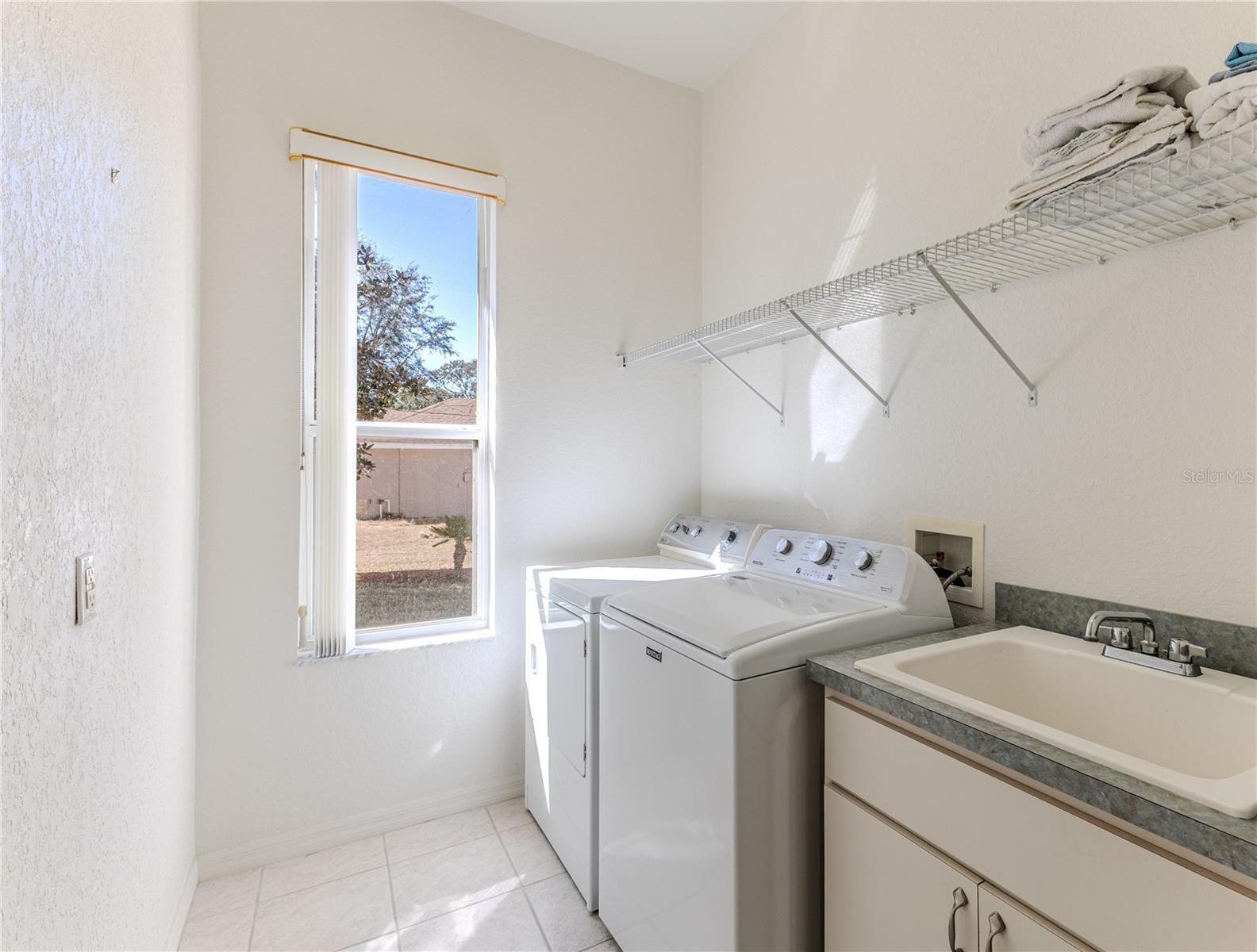 Image 49 of 66 For 2237 Claremont Lane