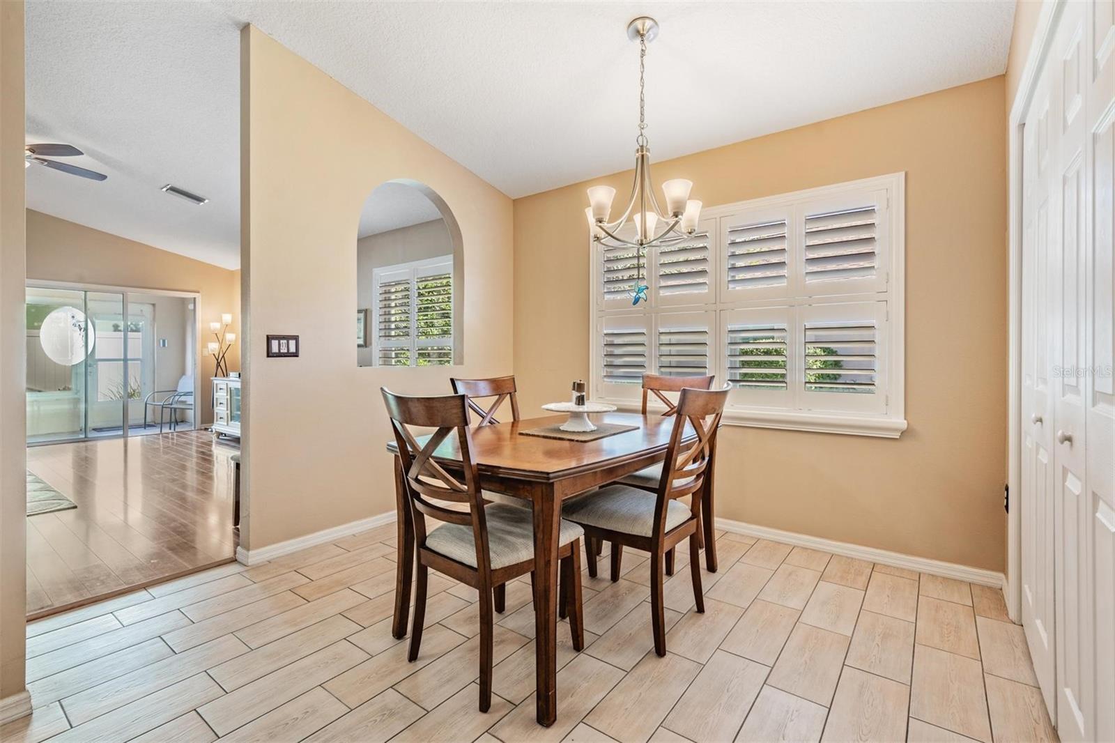 Image 8 of 39 For 3252 Noemi Drive