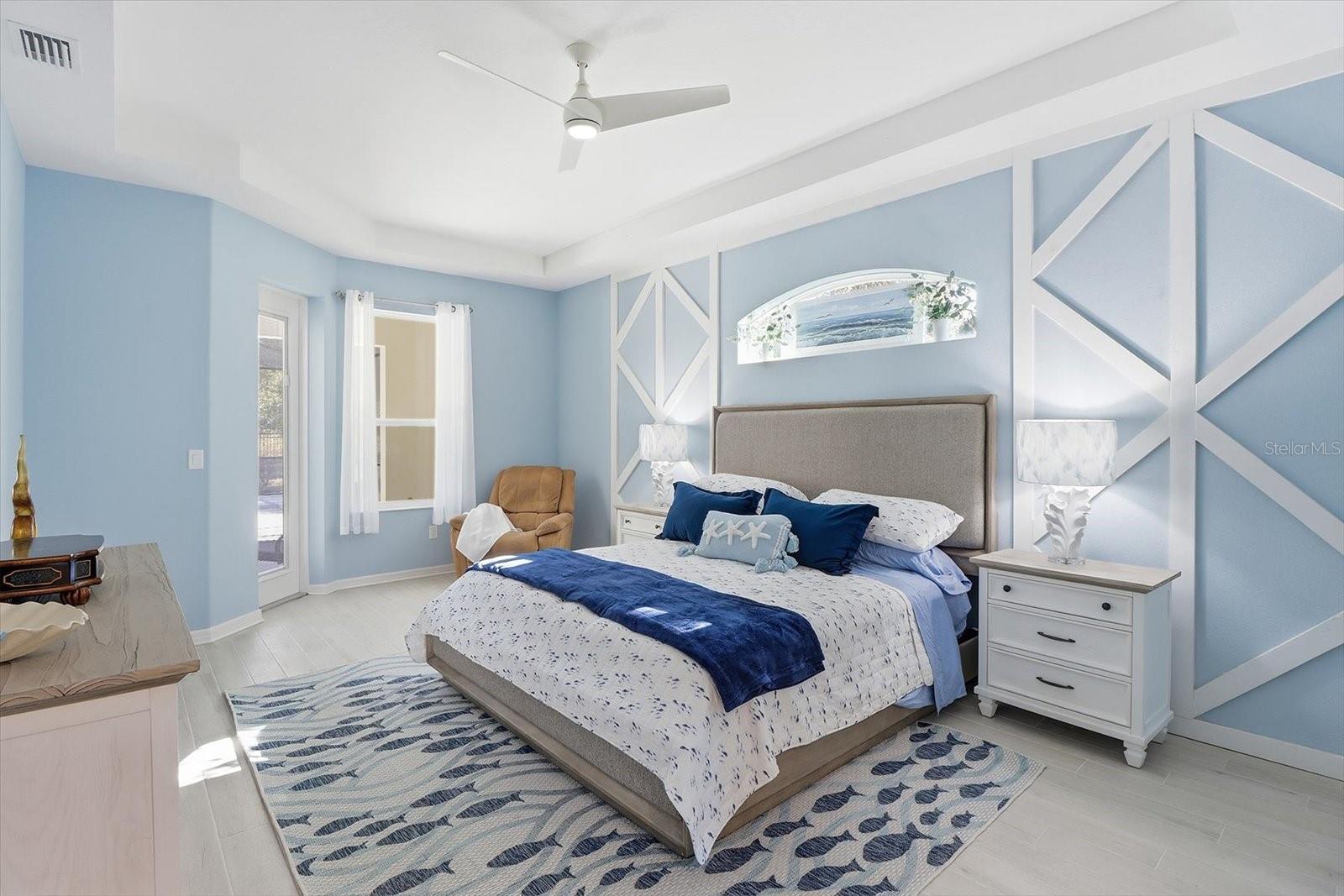 Image 18 of 47 For 4651 Mapleview Way