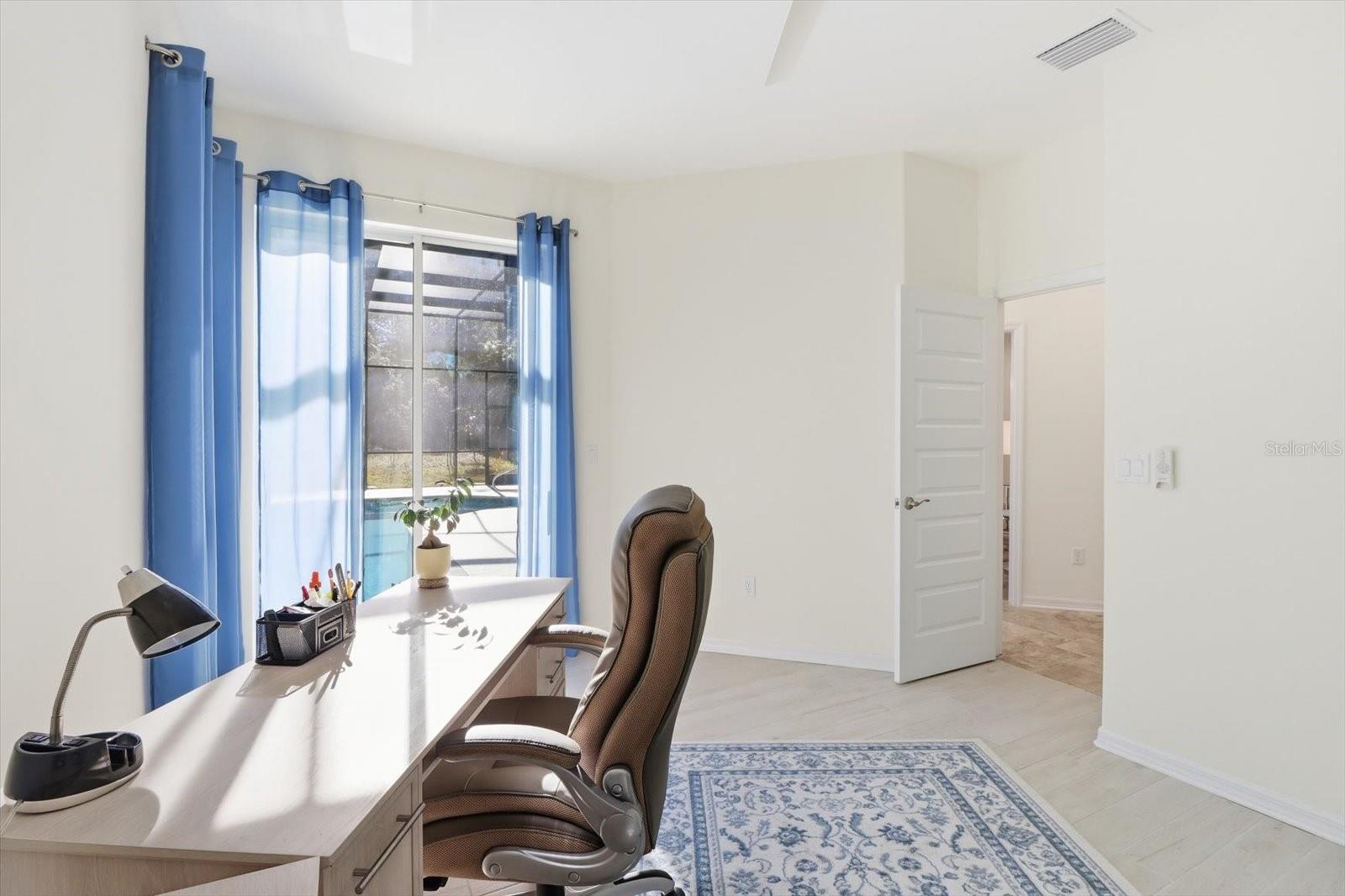 Image 29 of 47 For 4651 Mapleview Way