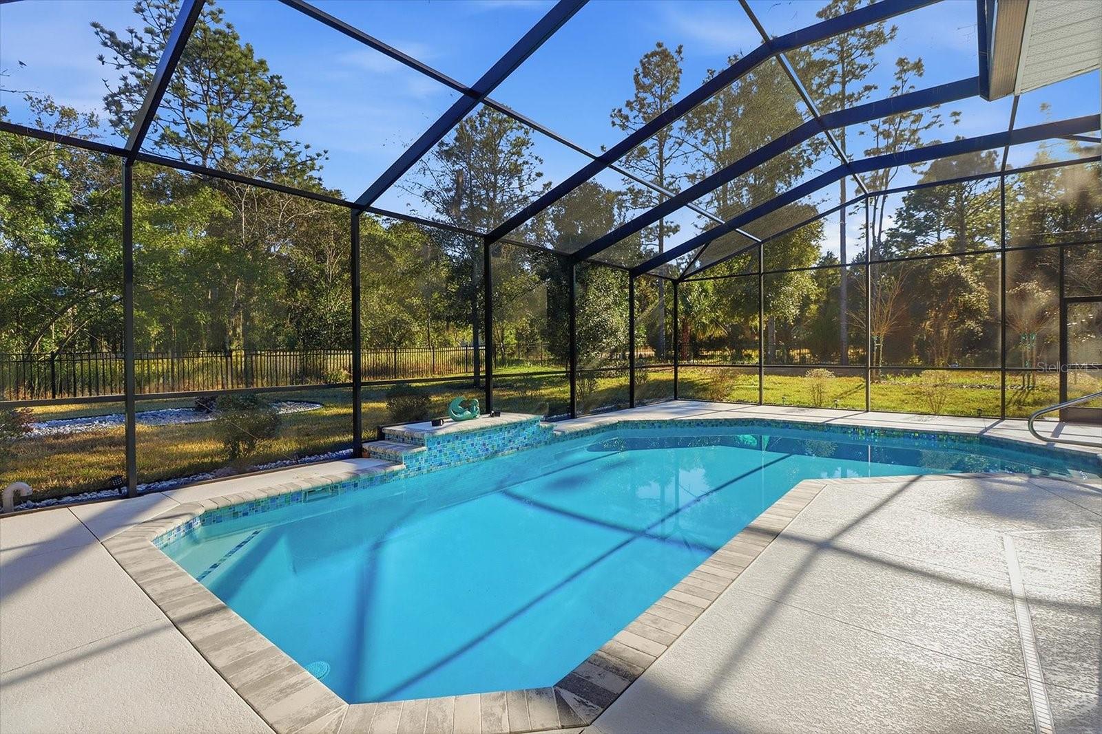 Image 36 of 47 For 4651 Mapleview Way