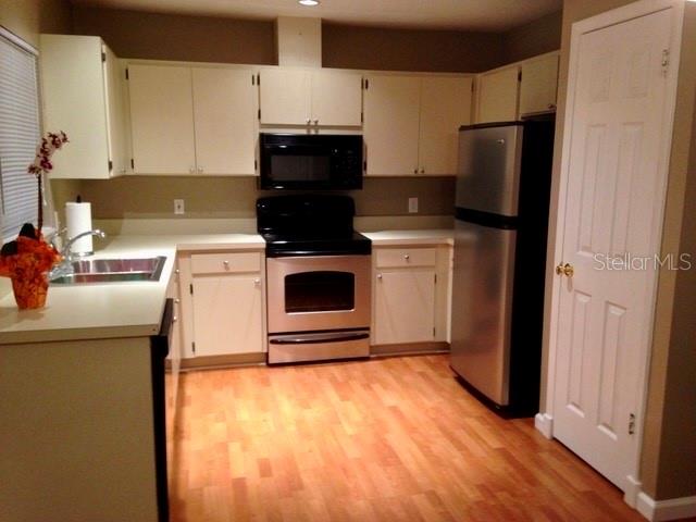 Image 4 of 20 For 8330 Duval Drive