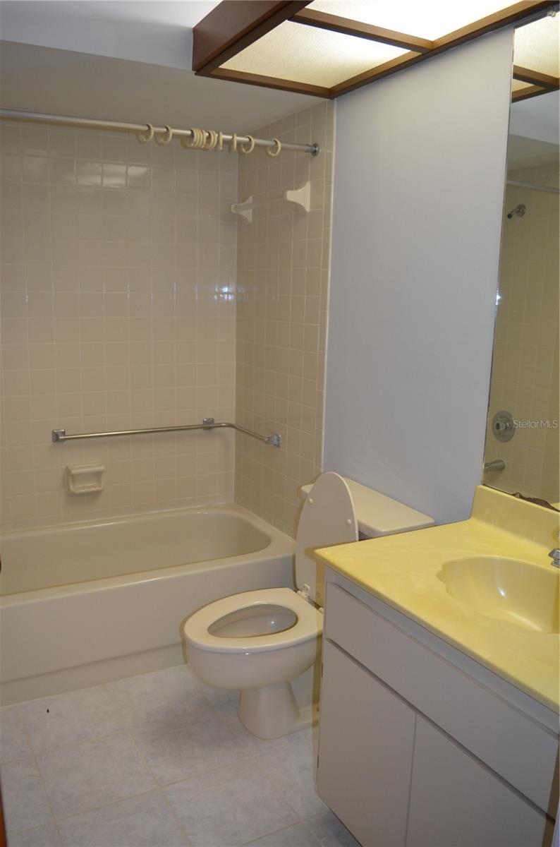 Listing photo id 13 for 7635 Buita Des Morts