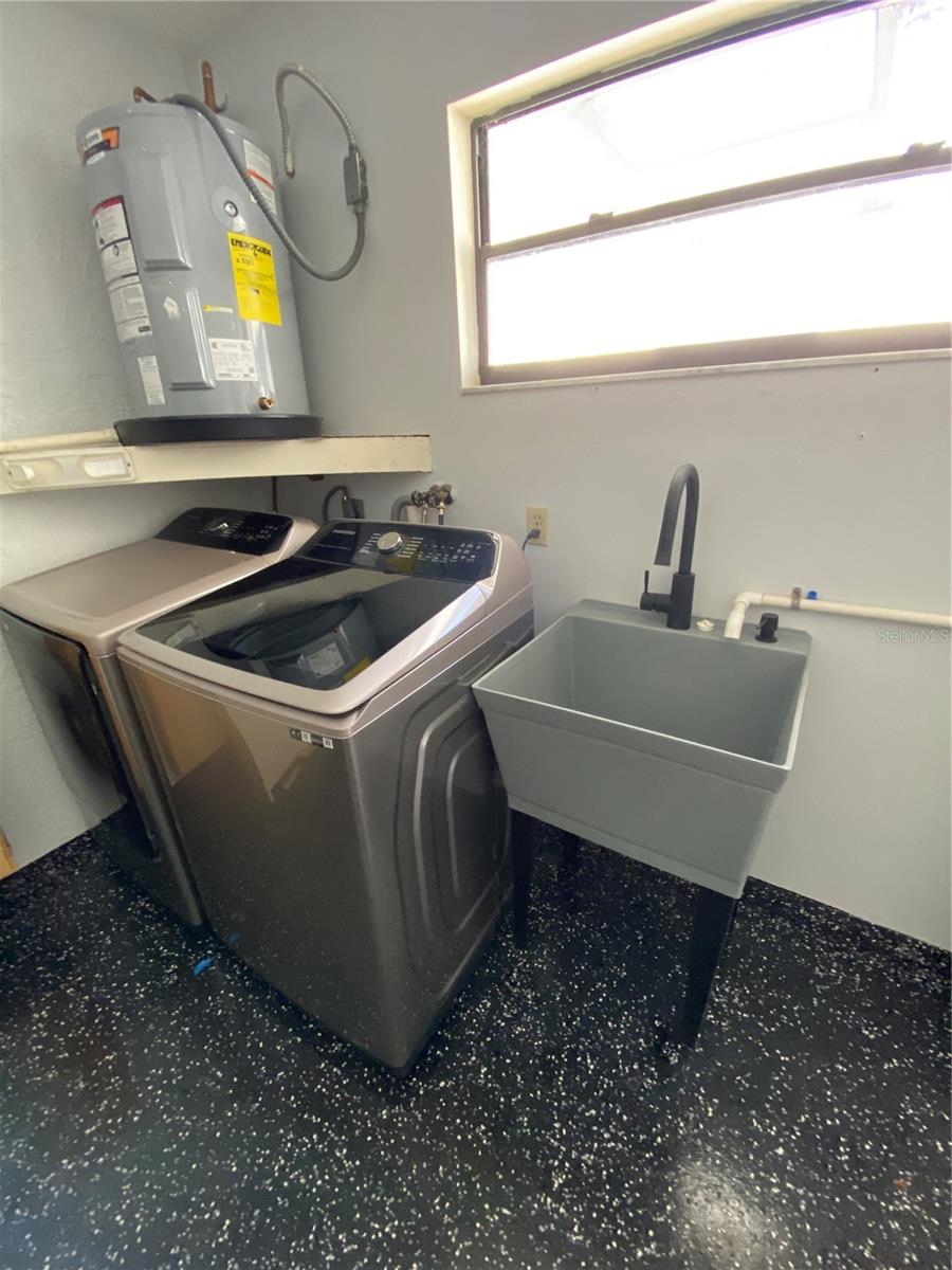 Listing photo id 16 for 7635 Buita Des Morts