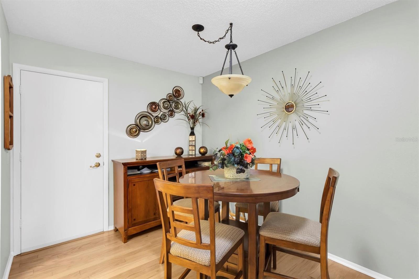 Image 13 of 59 For 8141 Braddock Circle 3