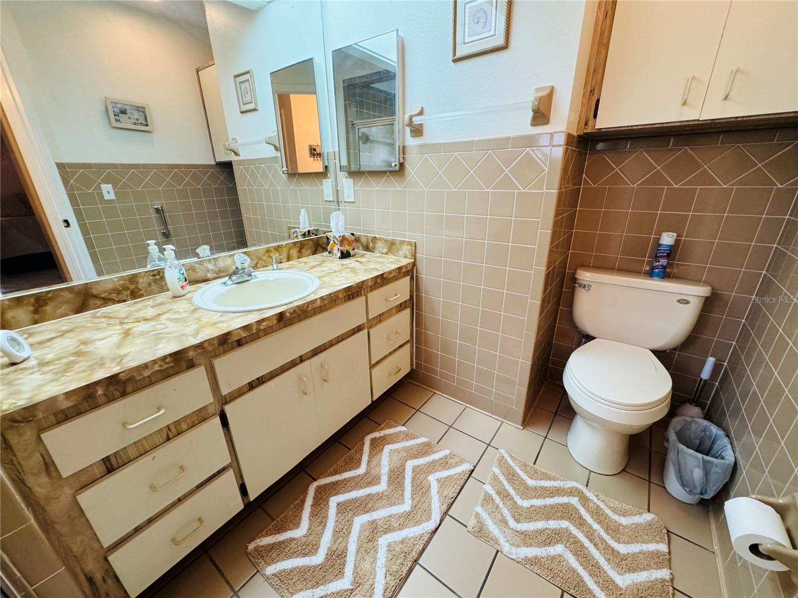 Image 18 of 26 For 7559 Heather Walk Drive