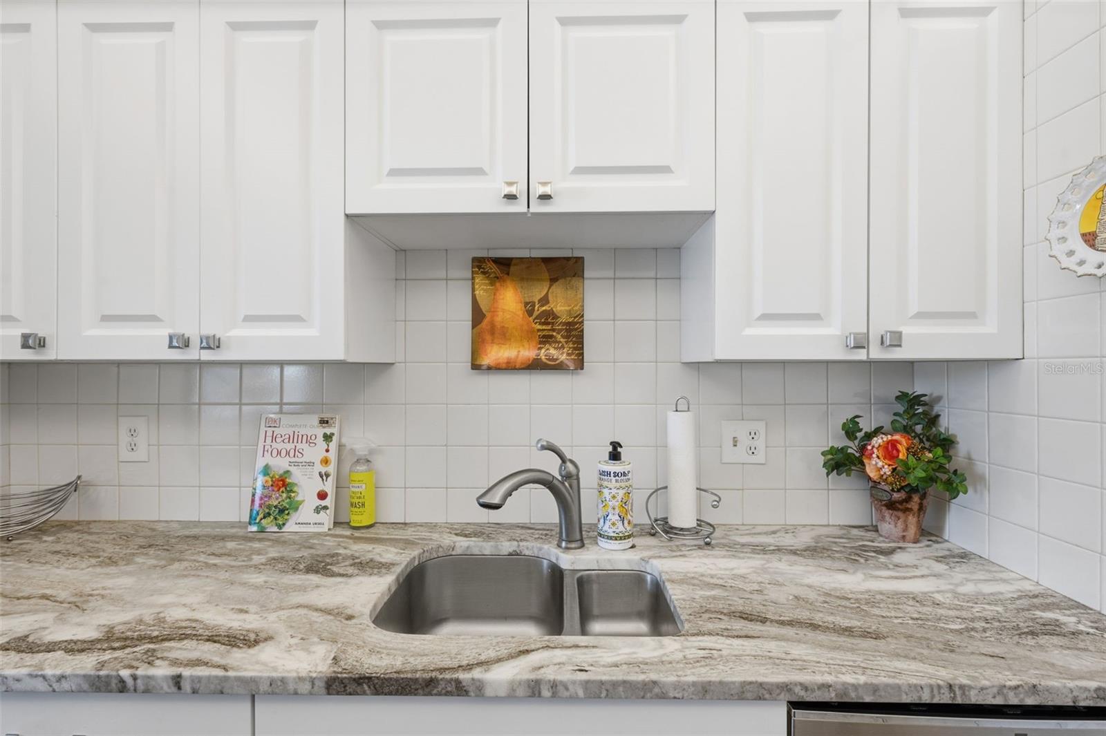 Image 19 of 69 For 1235 Highland Avenue 1-207