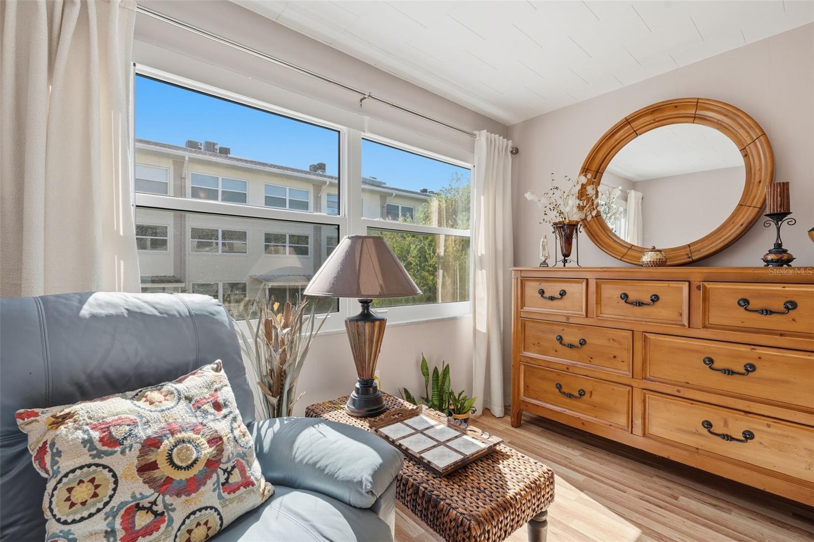 Image 28 of 69 For 1235 Highland Avenue 1-207