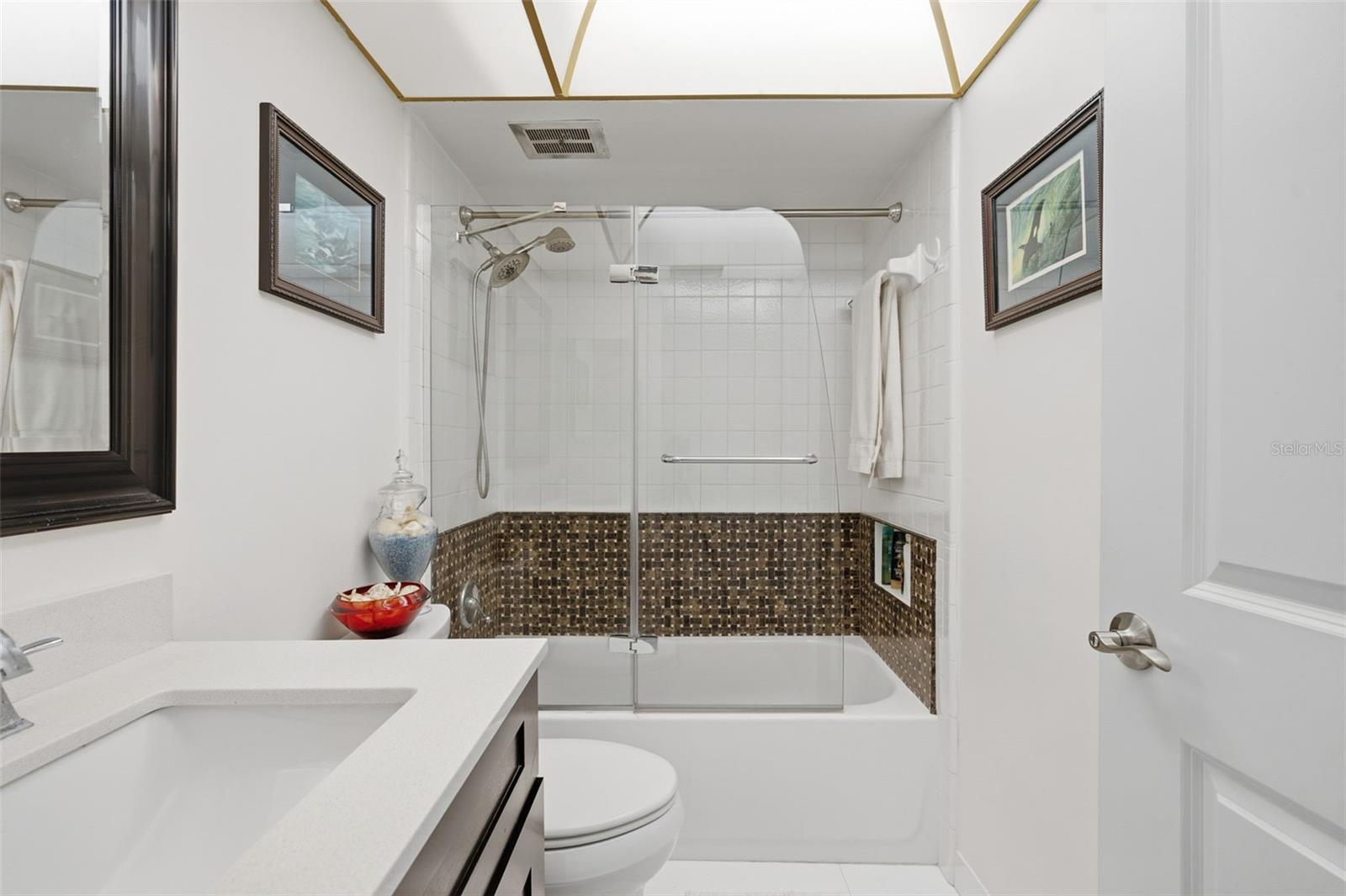 Image 35 of 69 For 1235 Highland Avenue 1-207