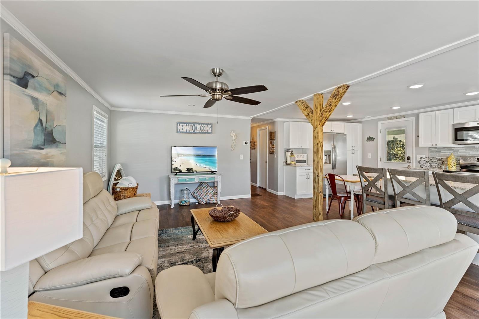 Image 8 of 44 For 6051 Colony Circle