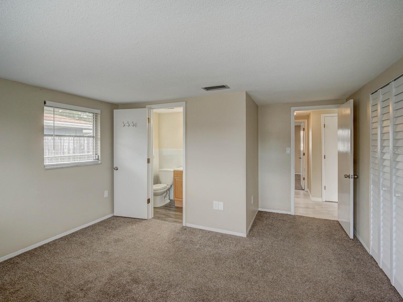 Image 20 of 53 For 10320 Honeysuckle Lane