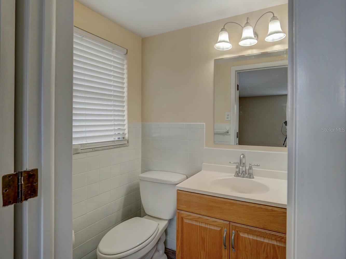 Image 22 of 53 For 10320 Honeysuckle Lane