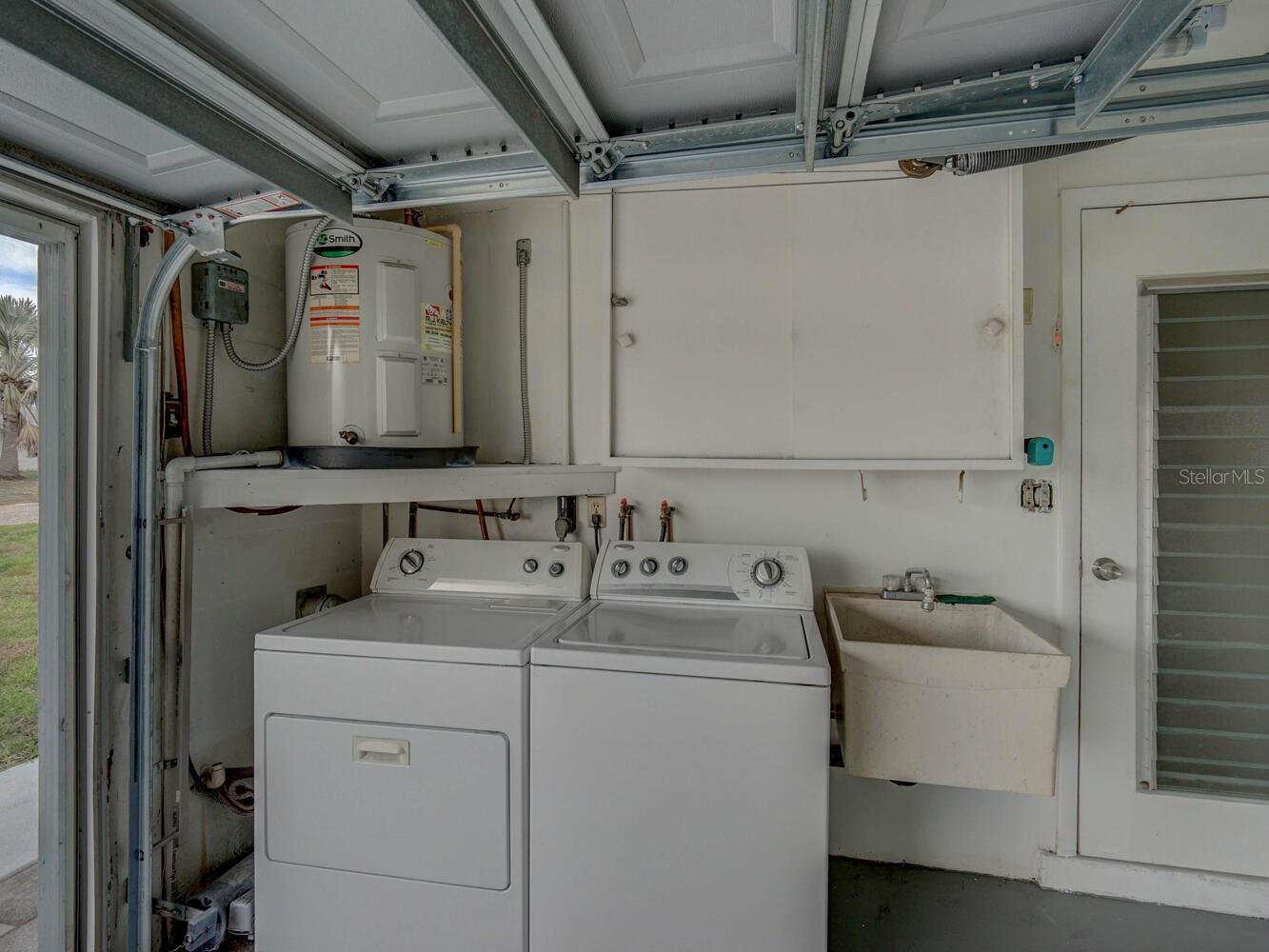 Image 35 of 53 For 10320 Honeysuckle Lane