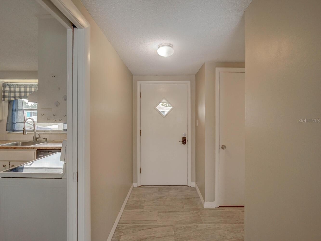 Image 5 of 53 For 10320 Honeysuckle Lane