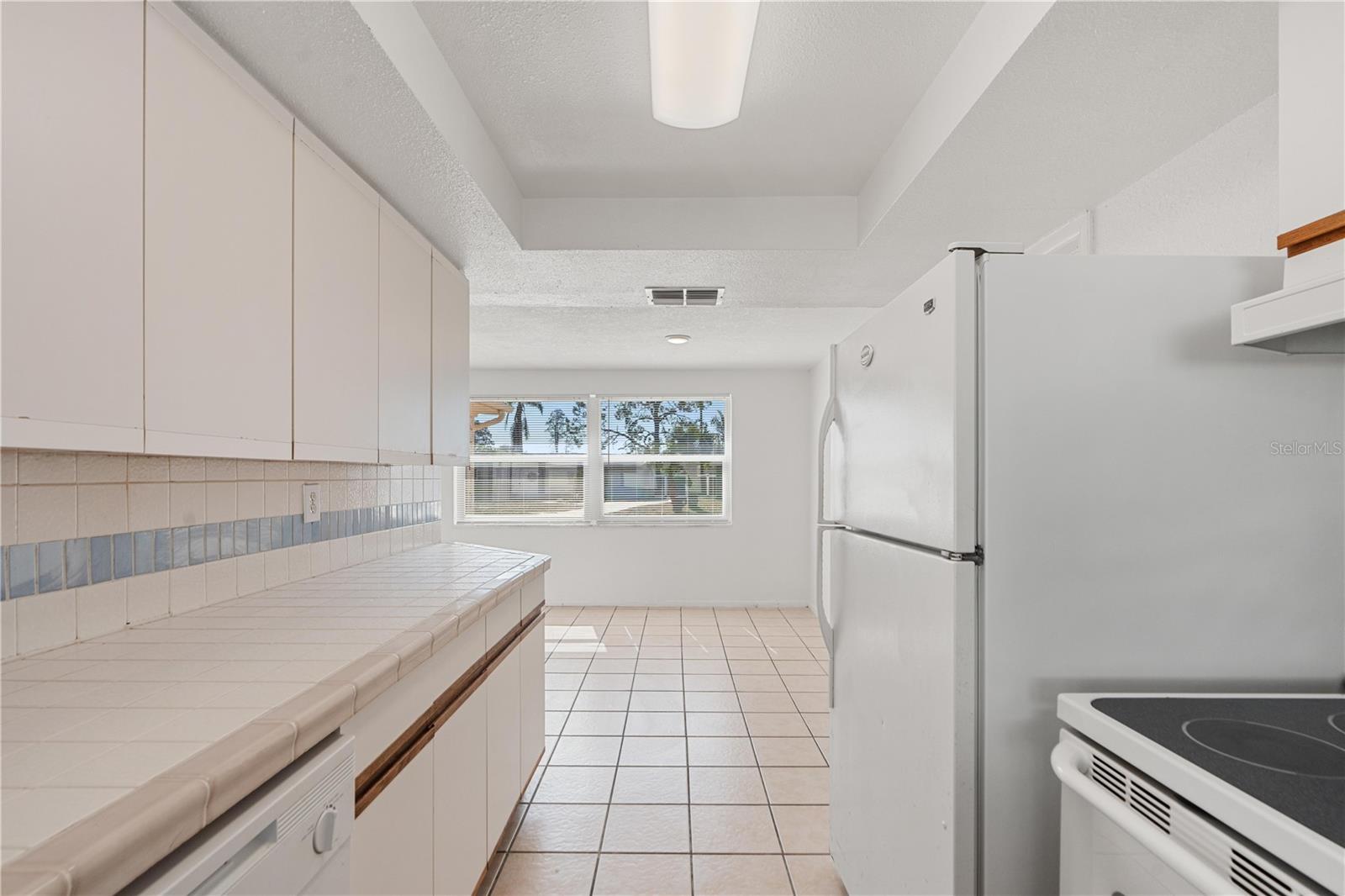 Image 6 of 26 For 4707 Koala Drive