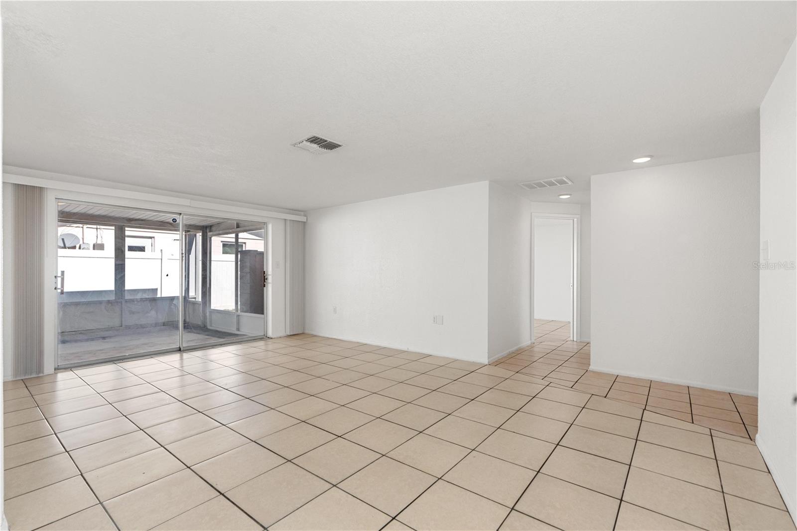 Image 9 of 26 For 4707 Koala Drive