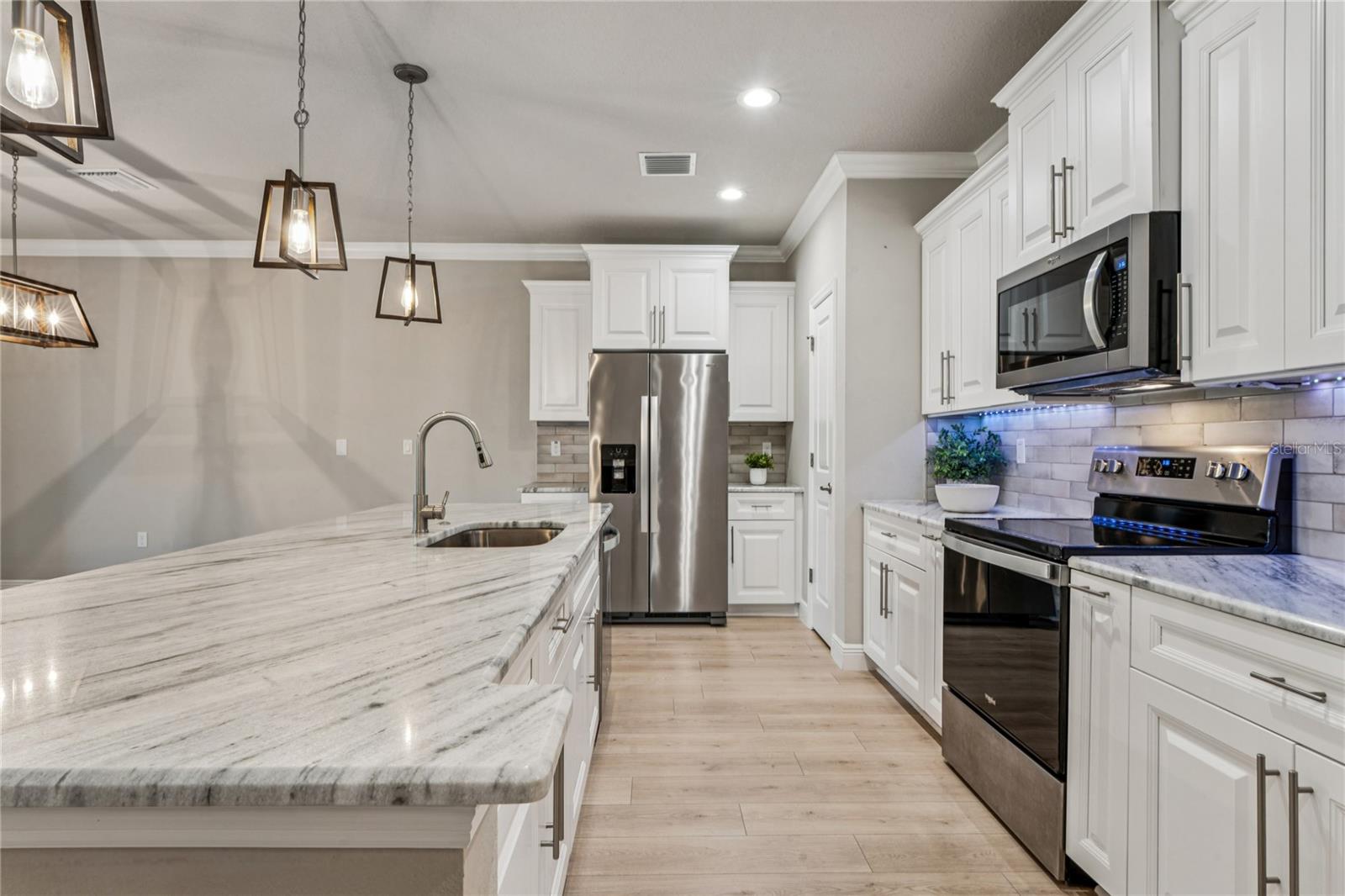 Image 17 of 66 For 5362 Riverwalk Preserve Drive