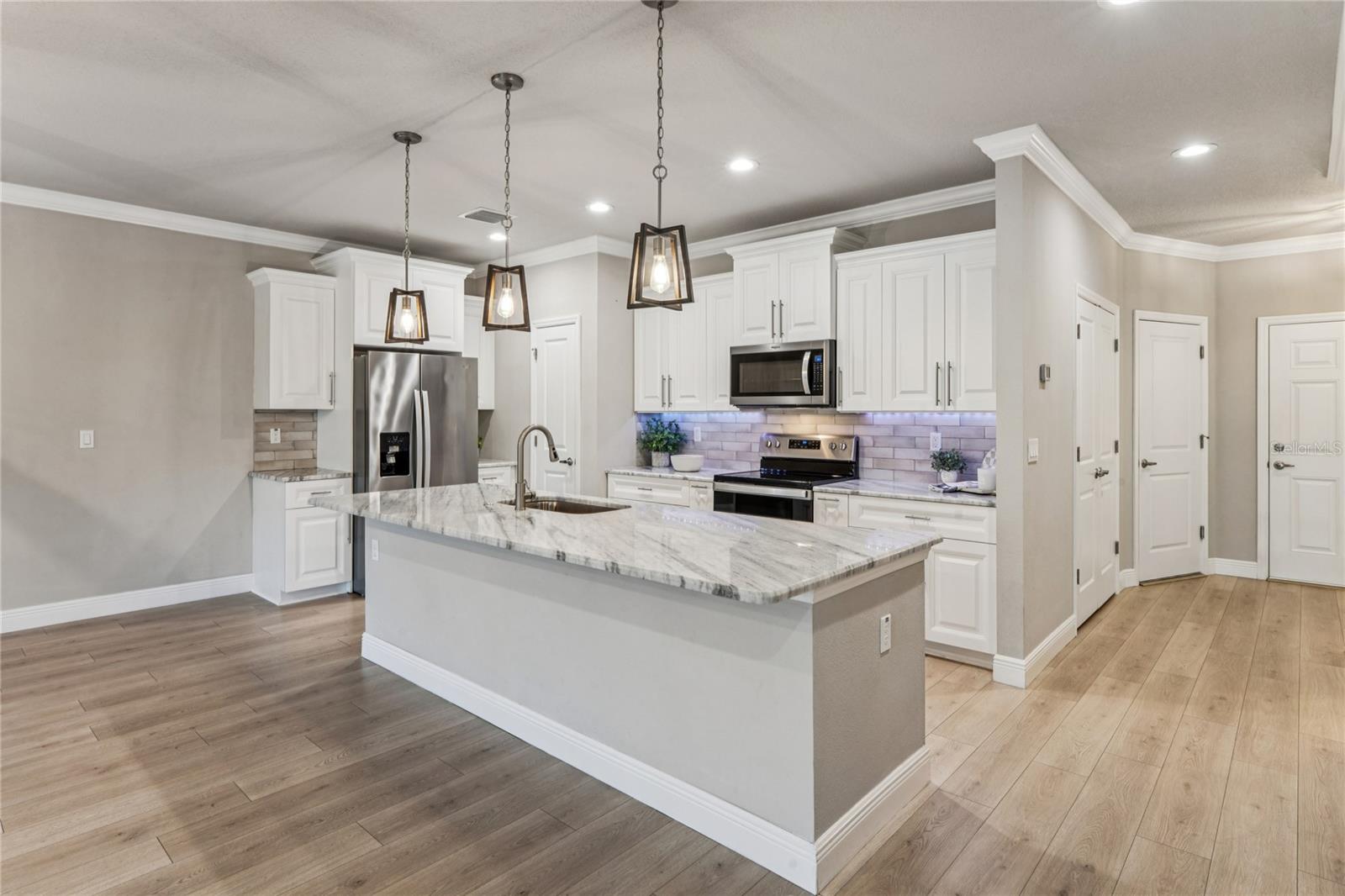 Image 7 of 66 For 5362 Riverwalk Preserve Drive