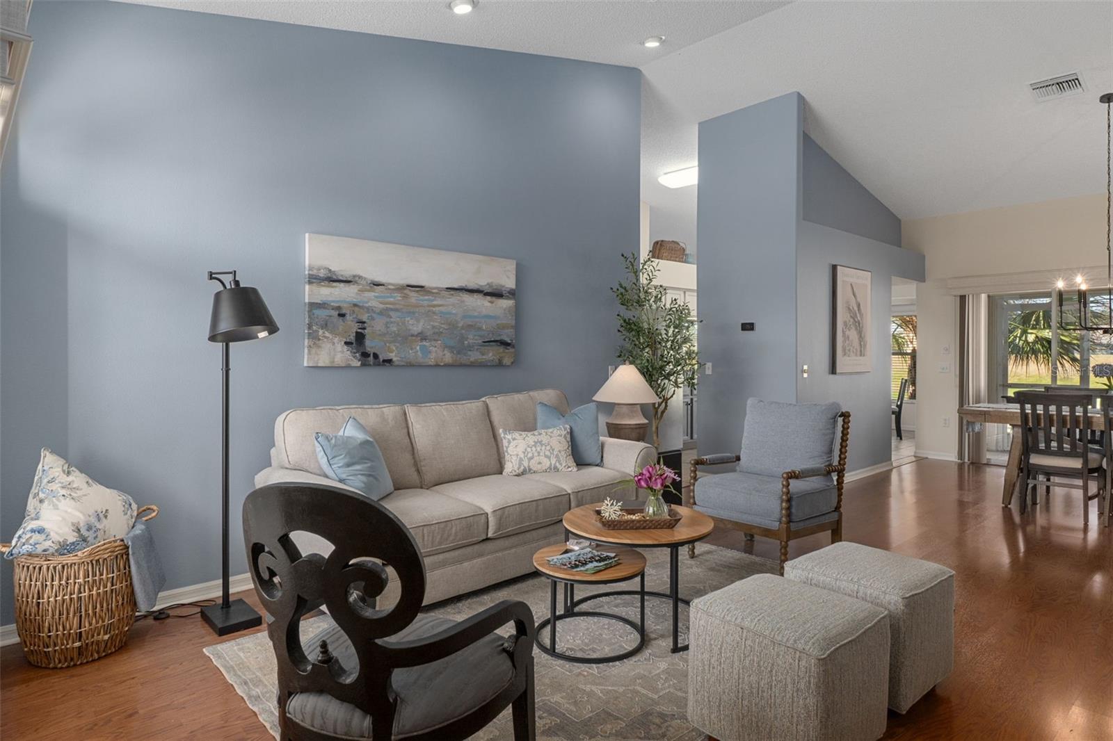 Image 10 of 73 For 18531 Bent Pine Drive