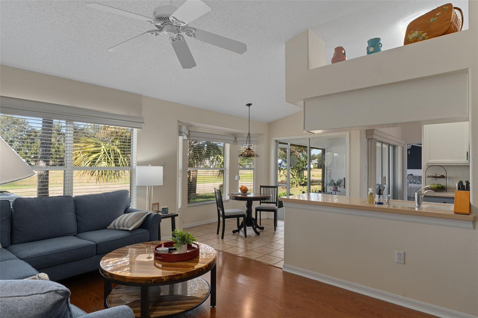 Image 27 of 73 For 18531 Bent Pine Drive