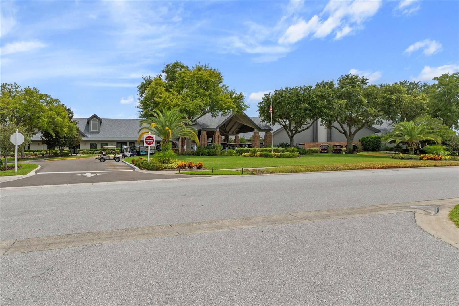 Image 59 of 73 For 18531 Bent Pine Drive