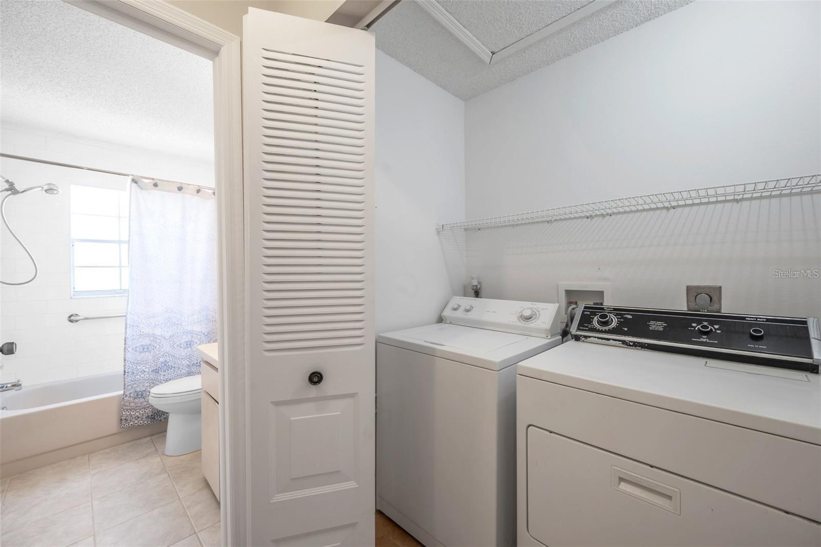 Image 20 of 40 For 6632 Hickorywood Lane 4b