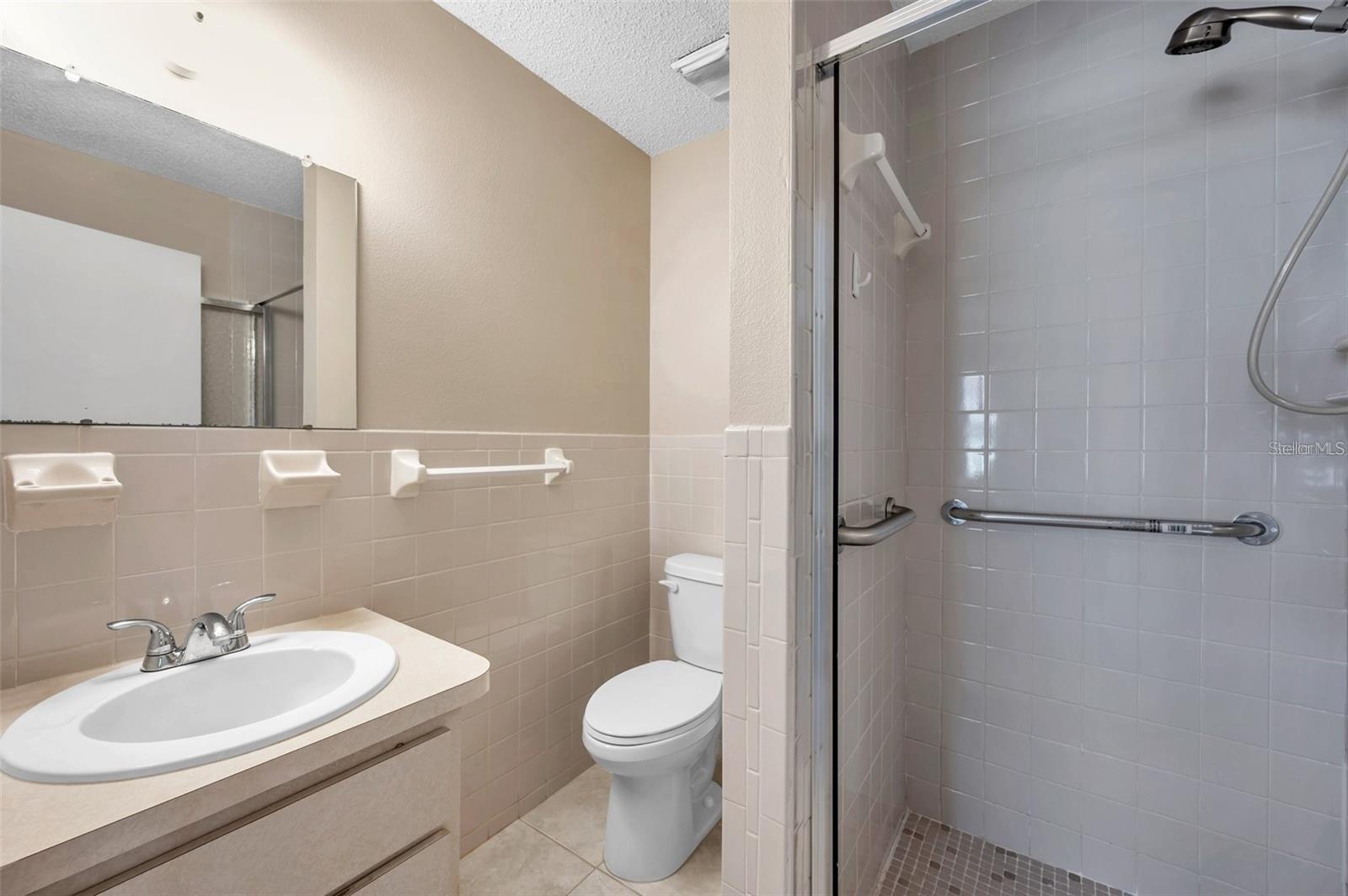 Image 31 of 40 For 6632 Hickorywood Lane 4b