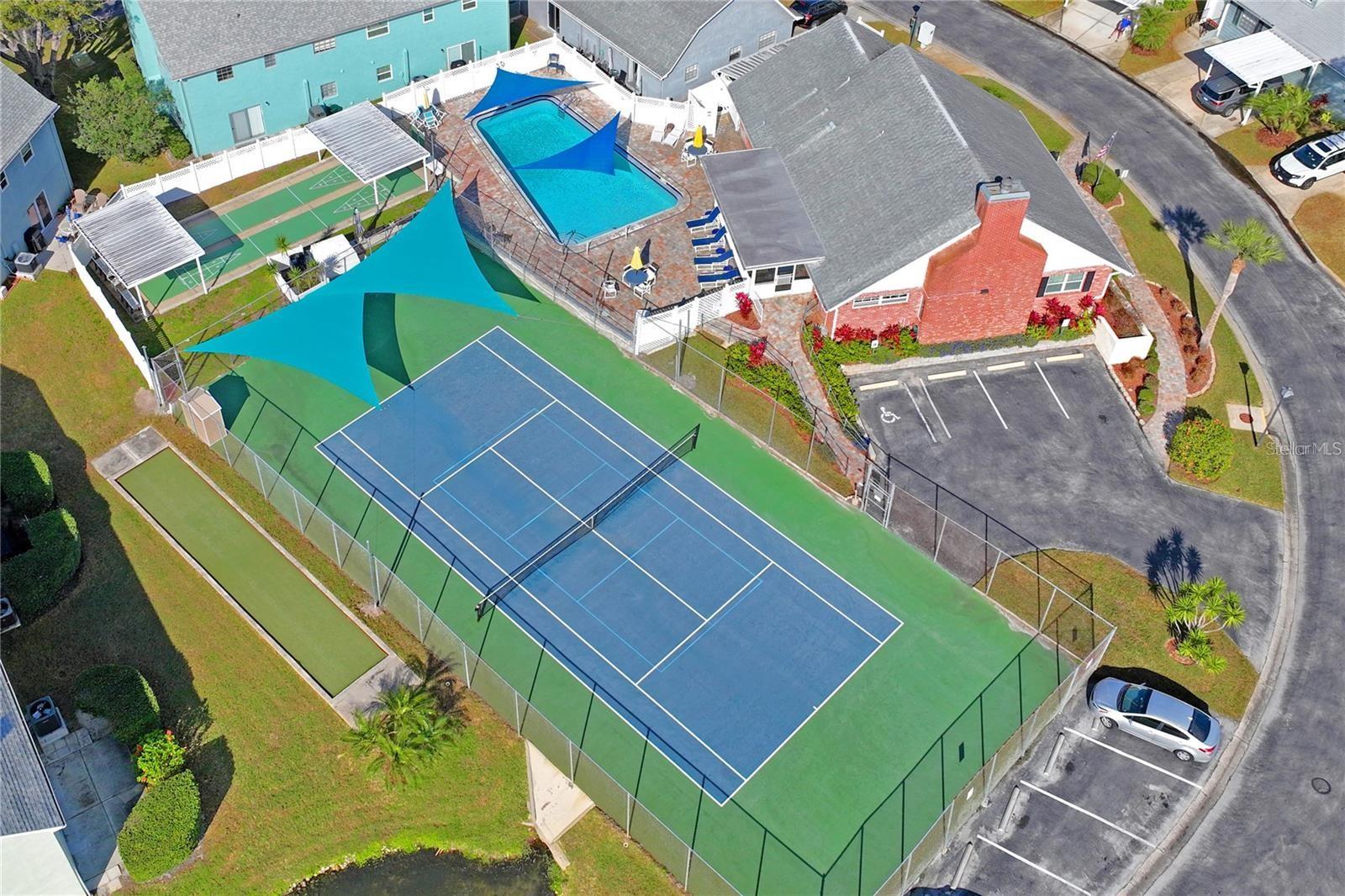 Image 35 of 40 For 6632 Hickorywood Lane 4b