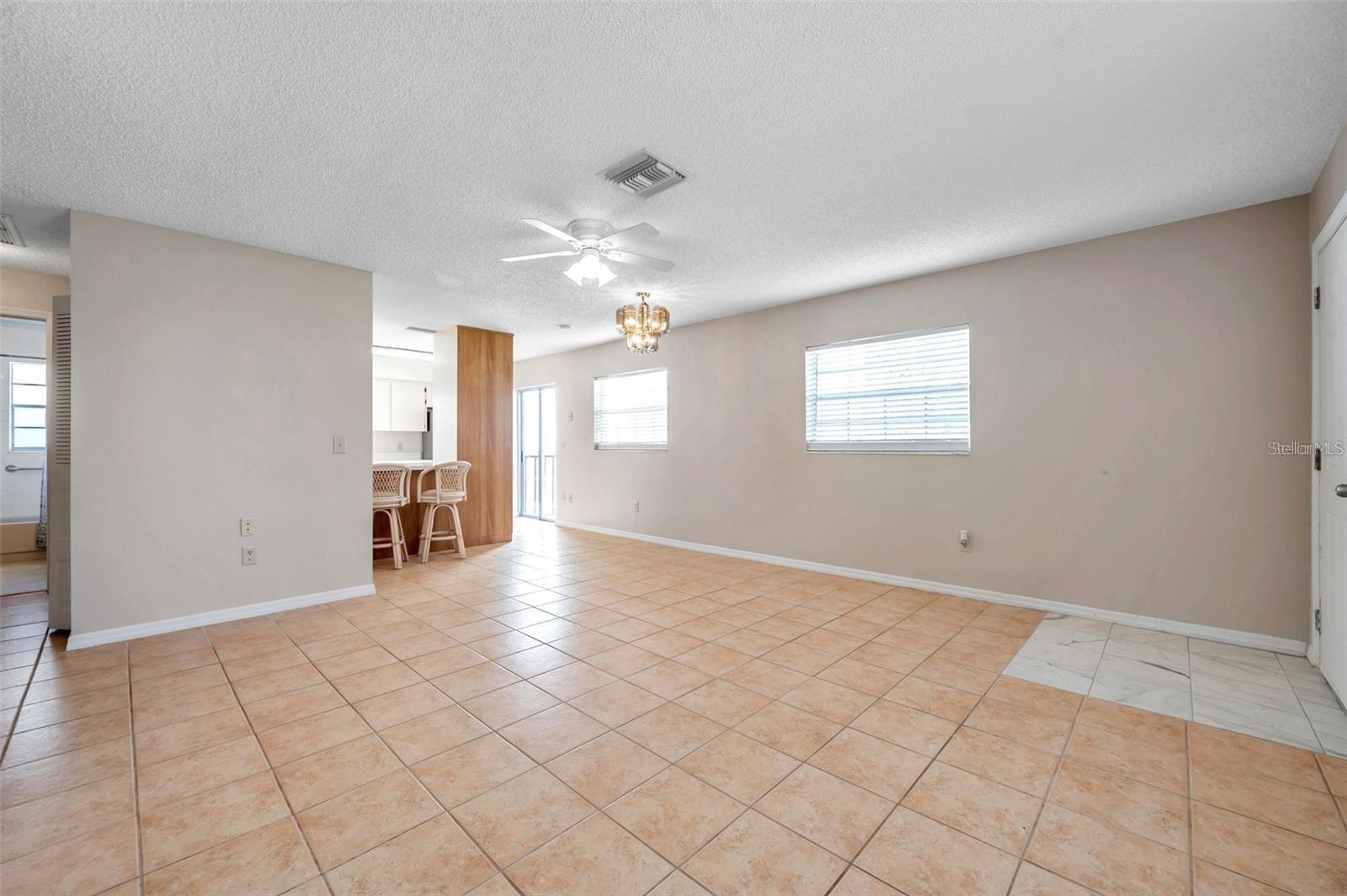 Image 4 of 40 For 6632 Hickorywood Lane 4b