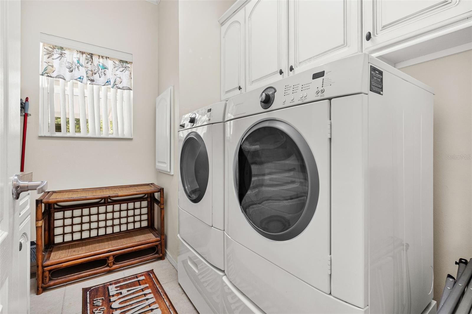 Image 22 of 48 For 2973 Kingswood Circle