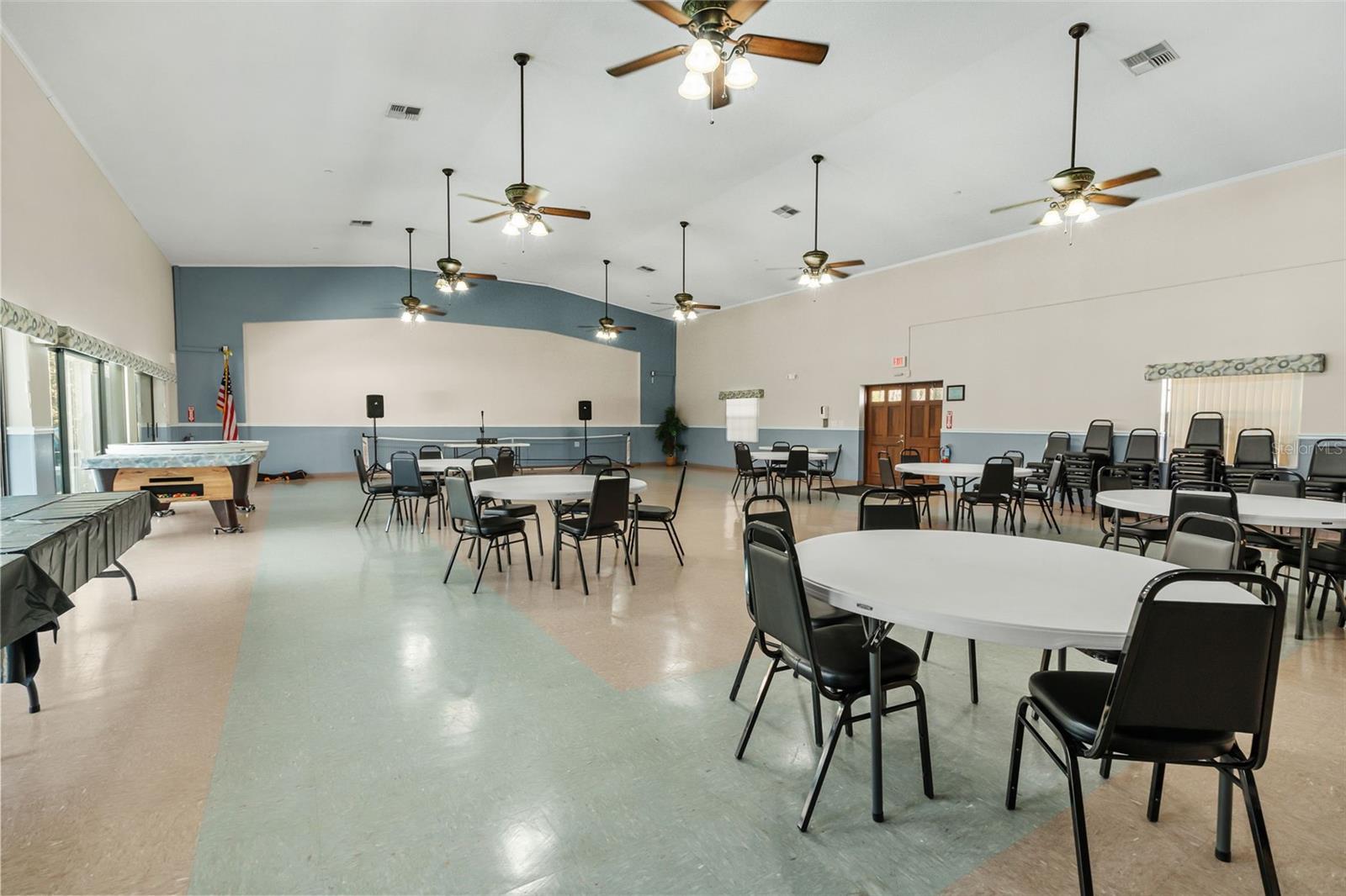 Image 42 of 48 For 2973 Kingswood Circle