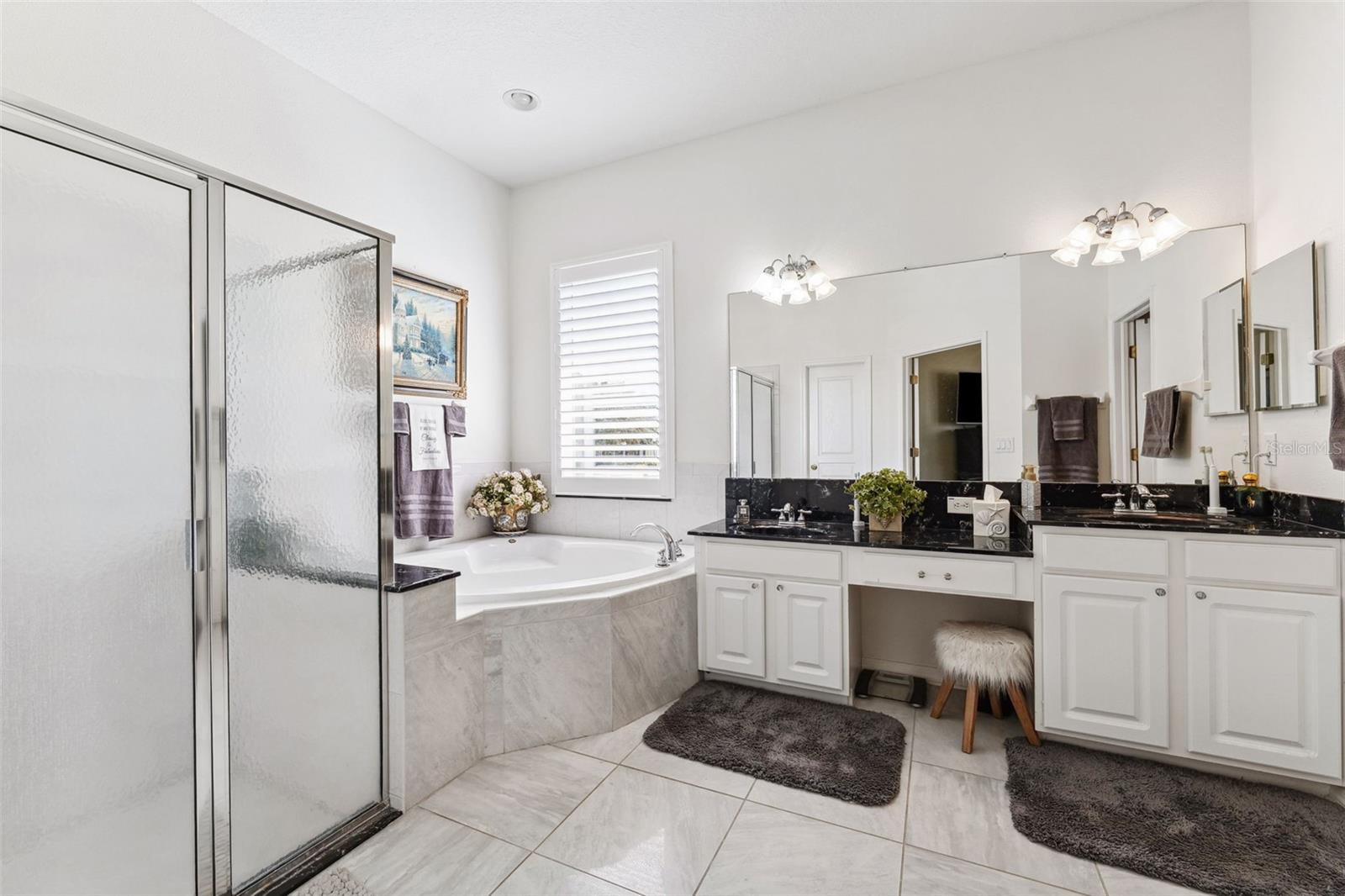 Image 22 of 54 For 19531 Mossy Oak Court