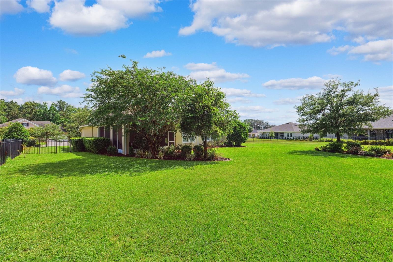 Image 41 of 54 For 19531 Mossy Oak Court