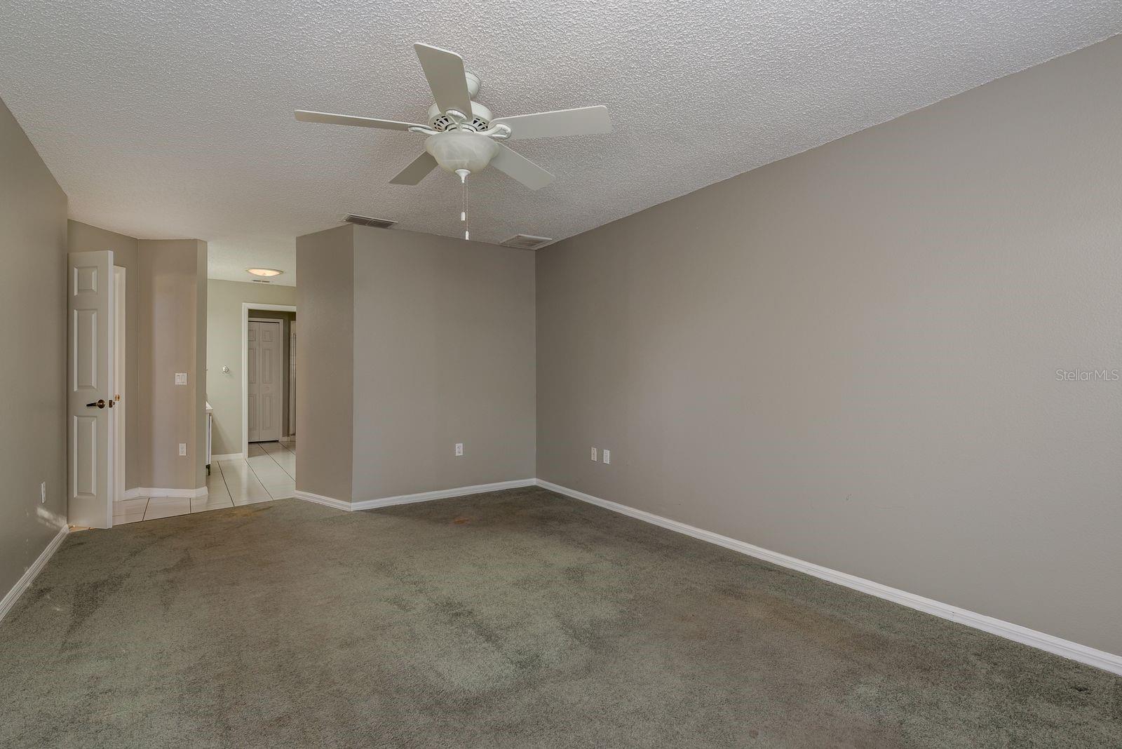 Image 19 of 38 For 9326 Palm Haven Court