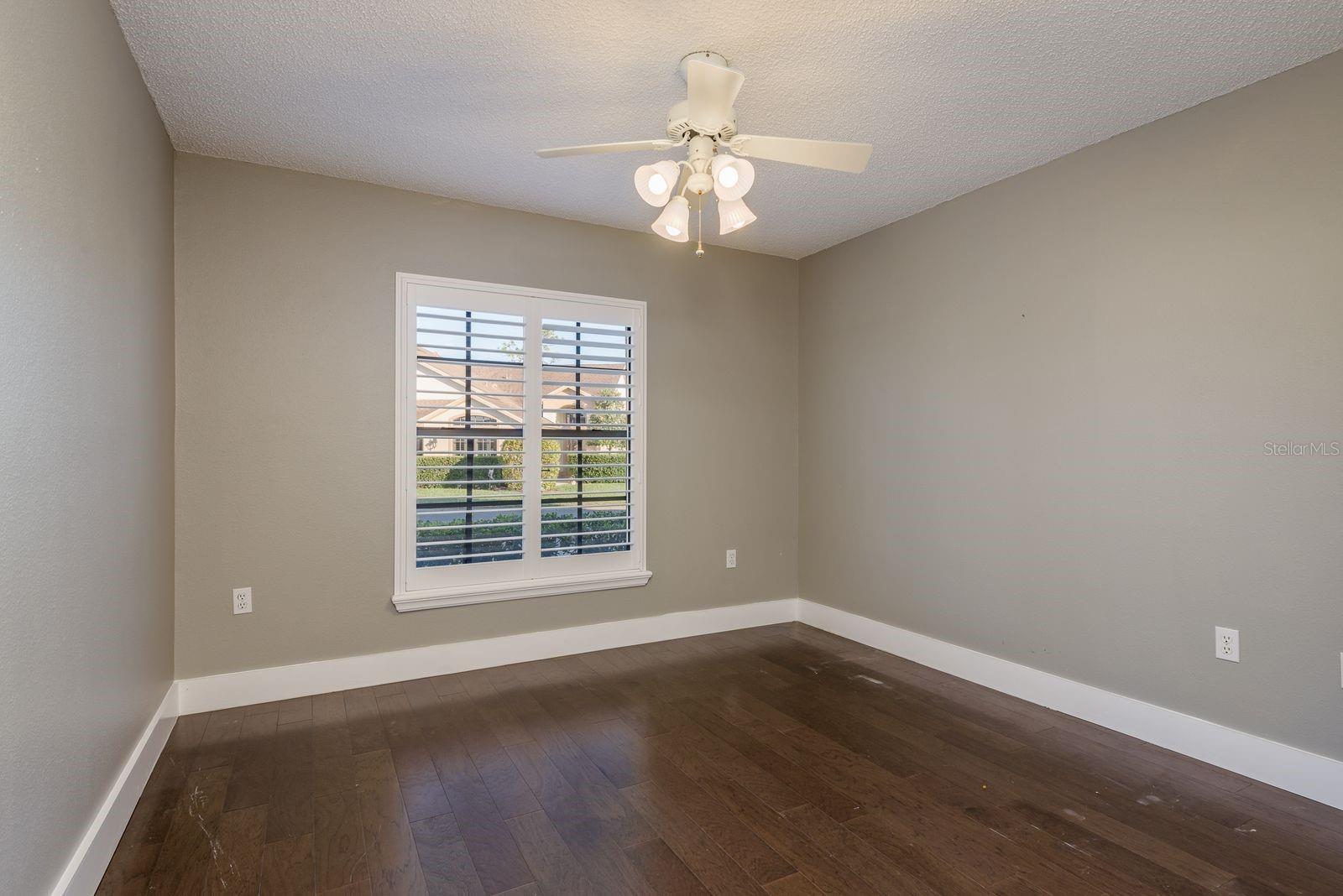 Image 22 of 38 For 9326 Palm Haven Court