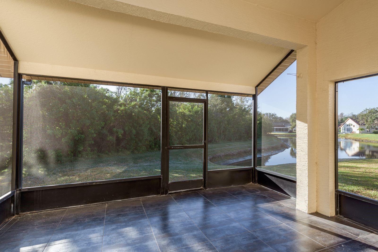 Image 26 of 38 For 9326 Palm Haven Court