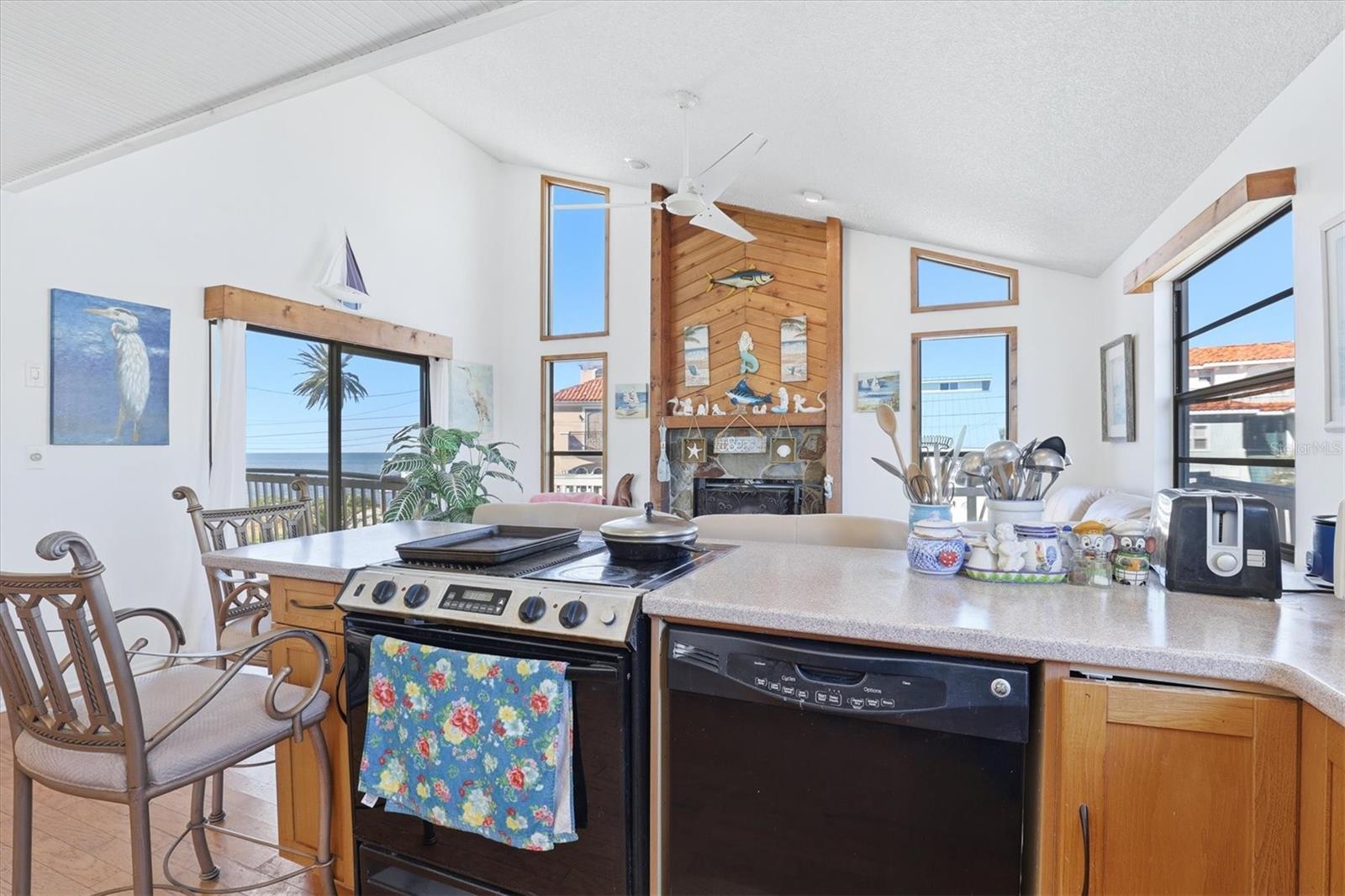 Image 29 of 66 For 6420 Driftwood Drive