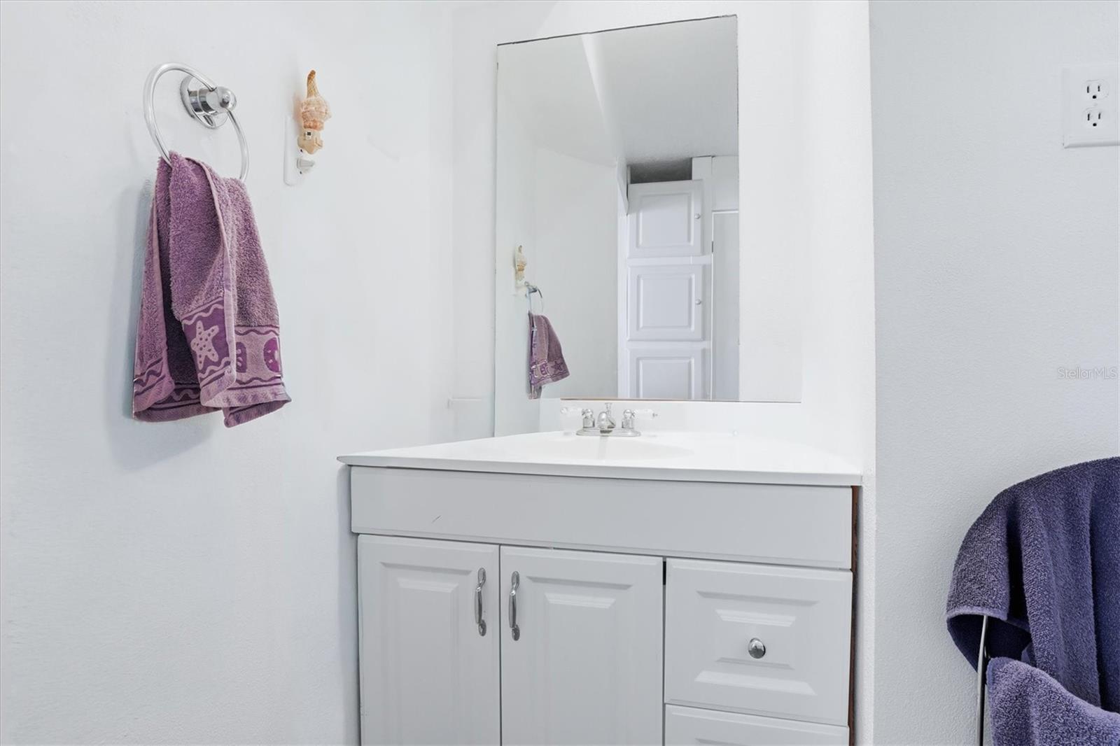 Image 43 of 66 For 6420 Driftwood Drive