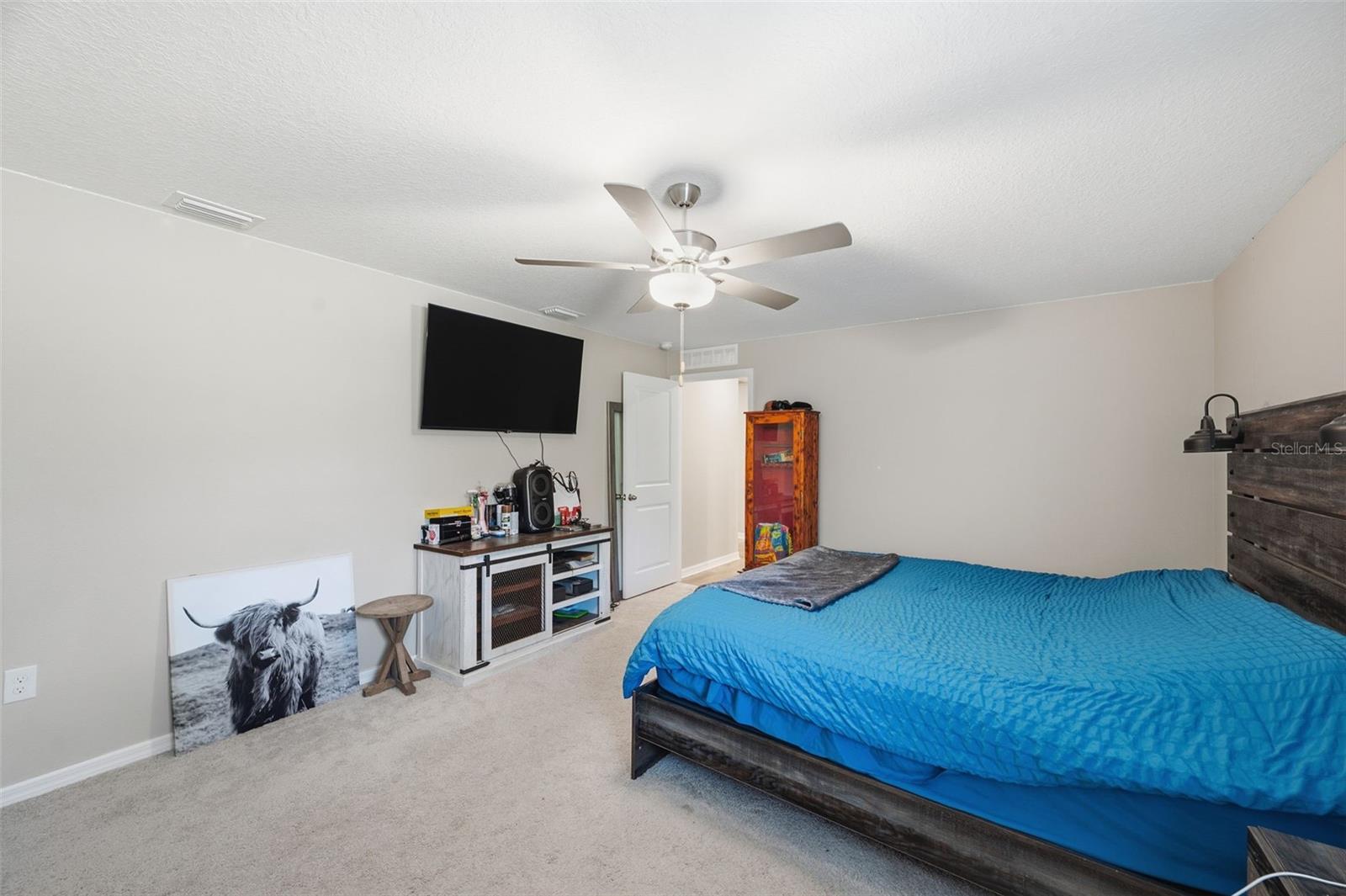 Listing photo id 16 for 11014 Golden Warlber