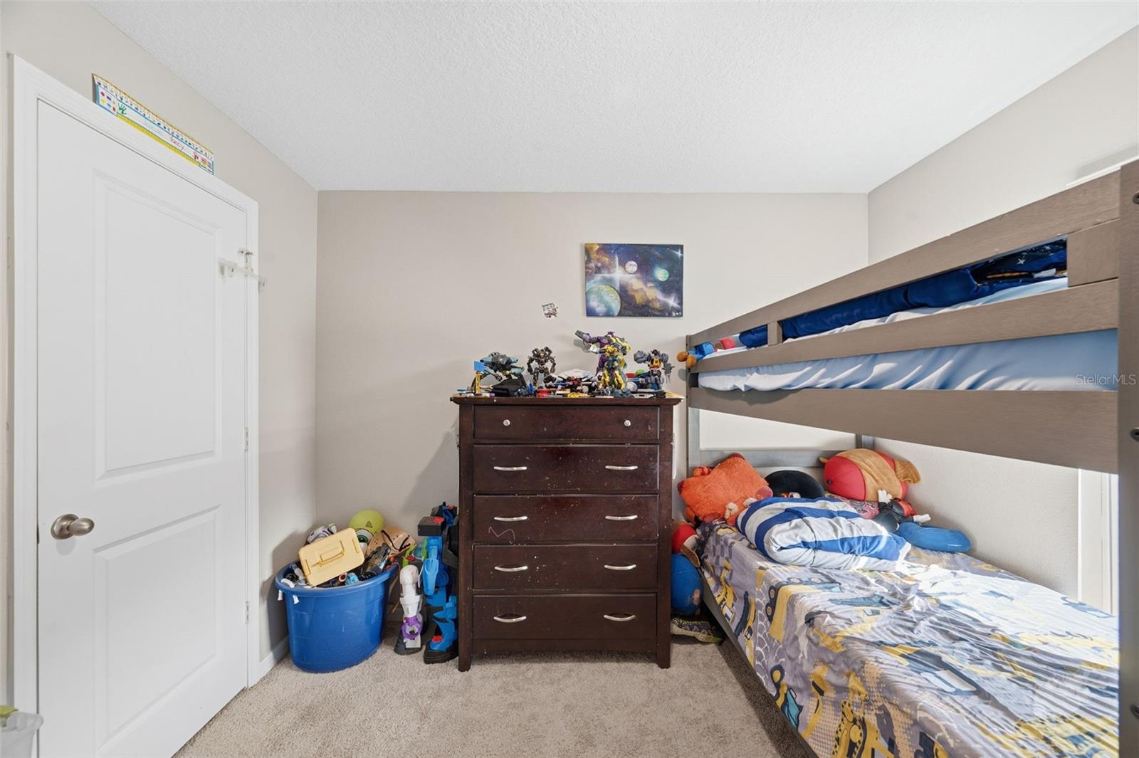 Listing photo id 23 for 11014 Golden Warlber