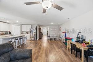 Listing photo id 7 for 11014 Golden Warlber