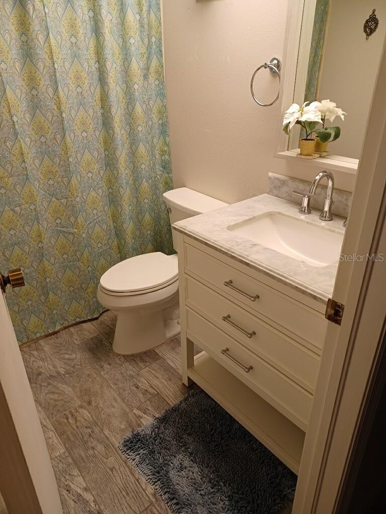 Image 8 of 10 For 8448 Foxboro Lane