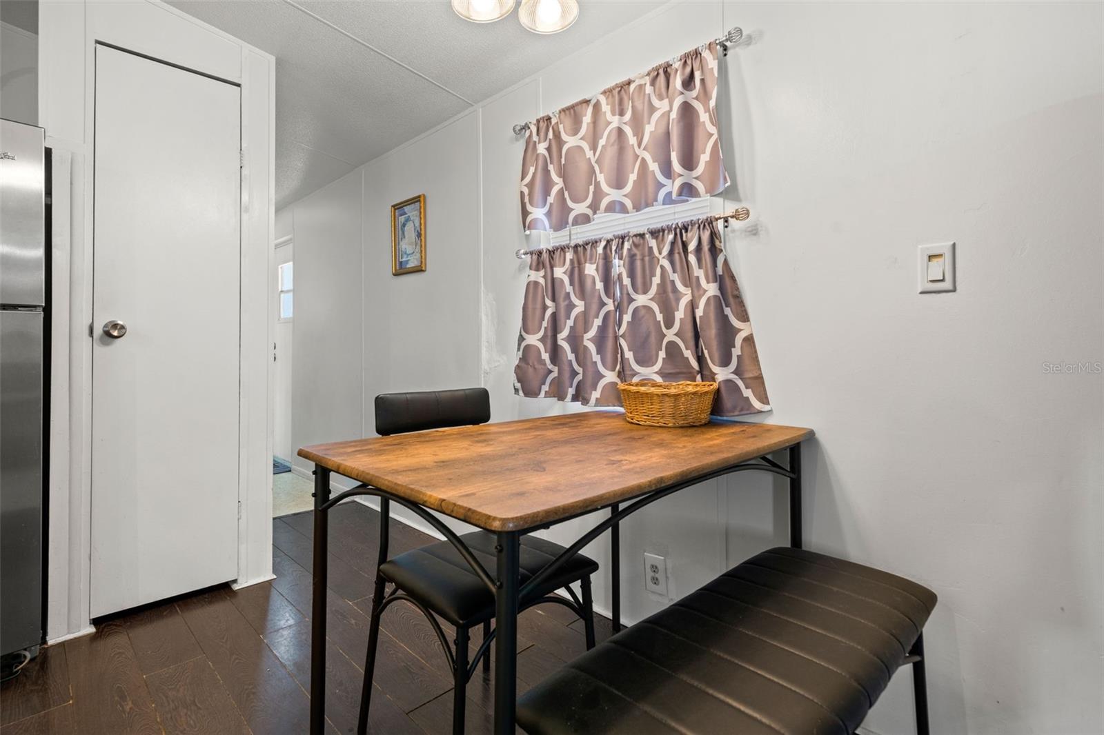 Image 27 of 78 For 12222 Beagle Road