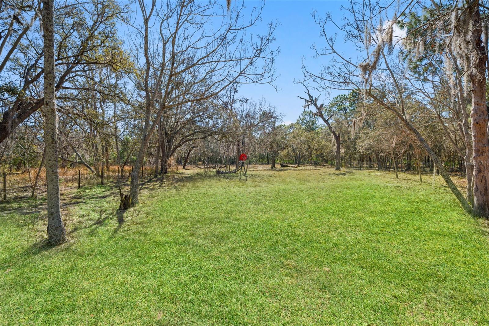 Image 52 of 78 For 12222 Beagle Road