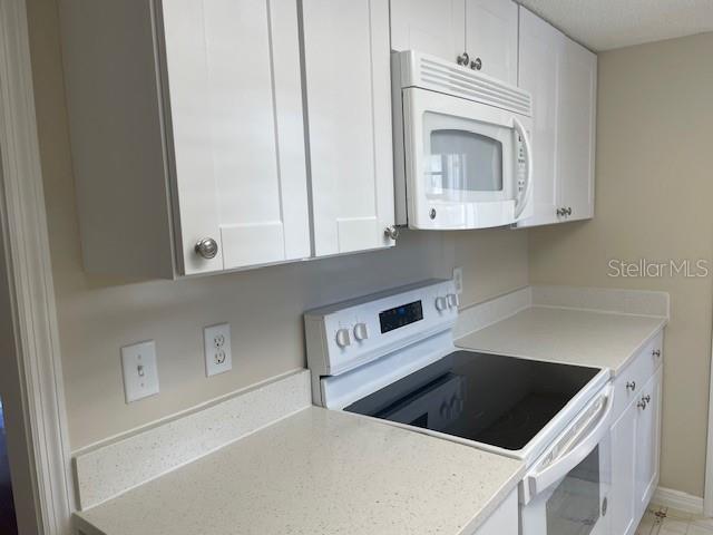 Image 8 of 21 For 500 Newell Hill Road 108b