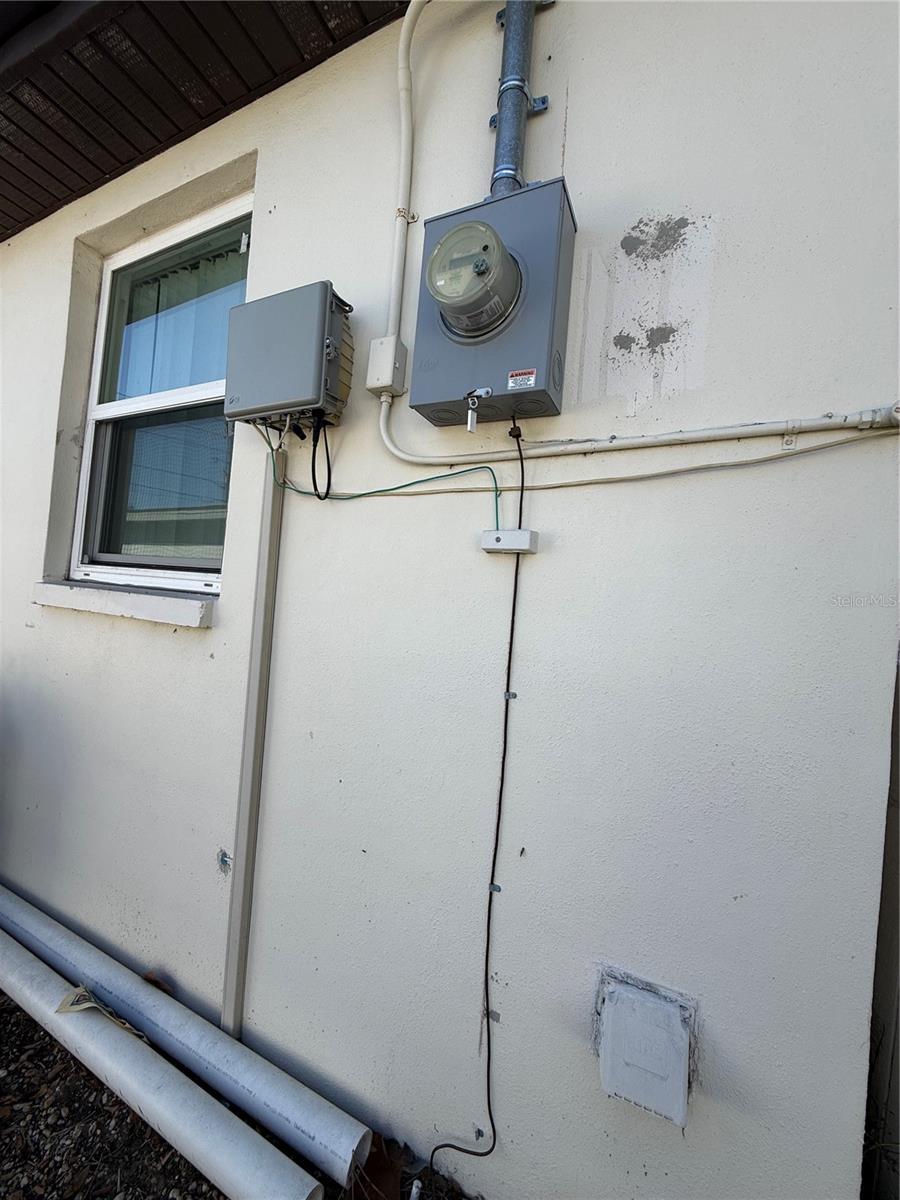 Image 13 of 23 For 6100 Main Street A